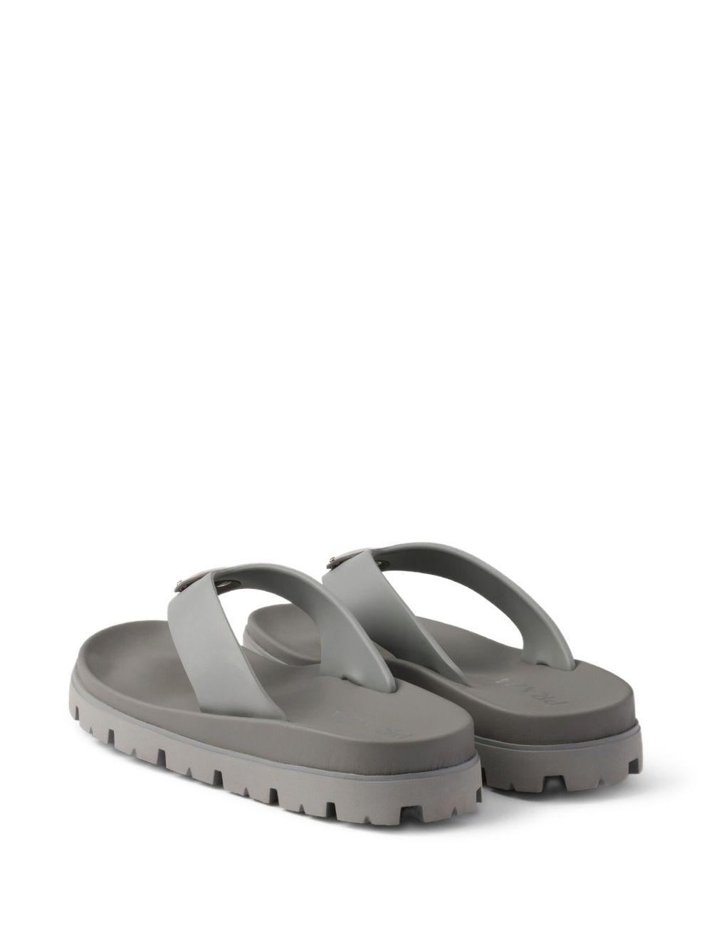 rubber flip-flops Product Image