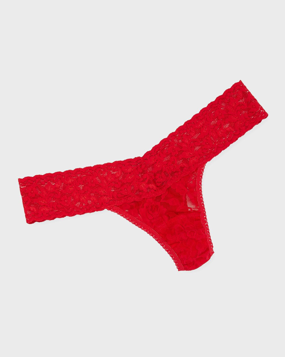 Signature Lace Low Rise Thong Product Image