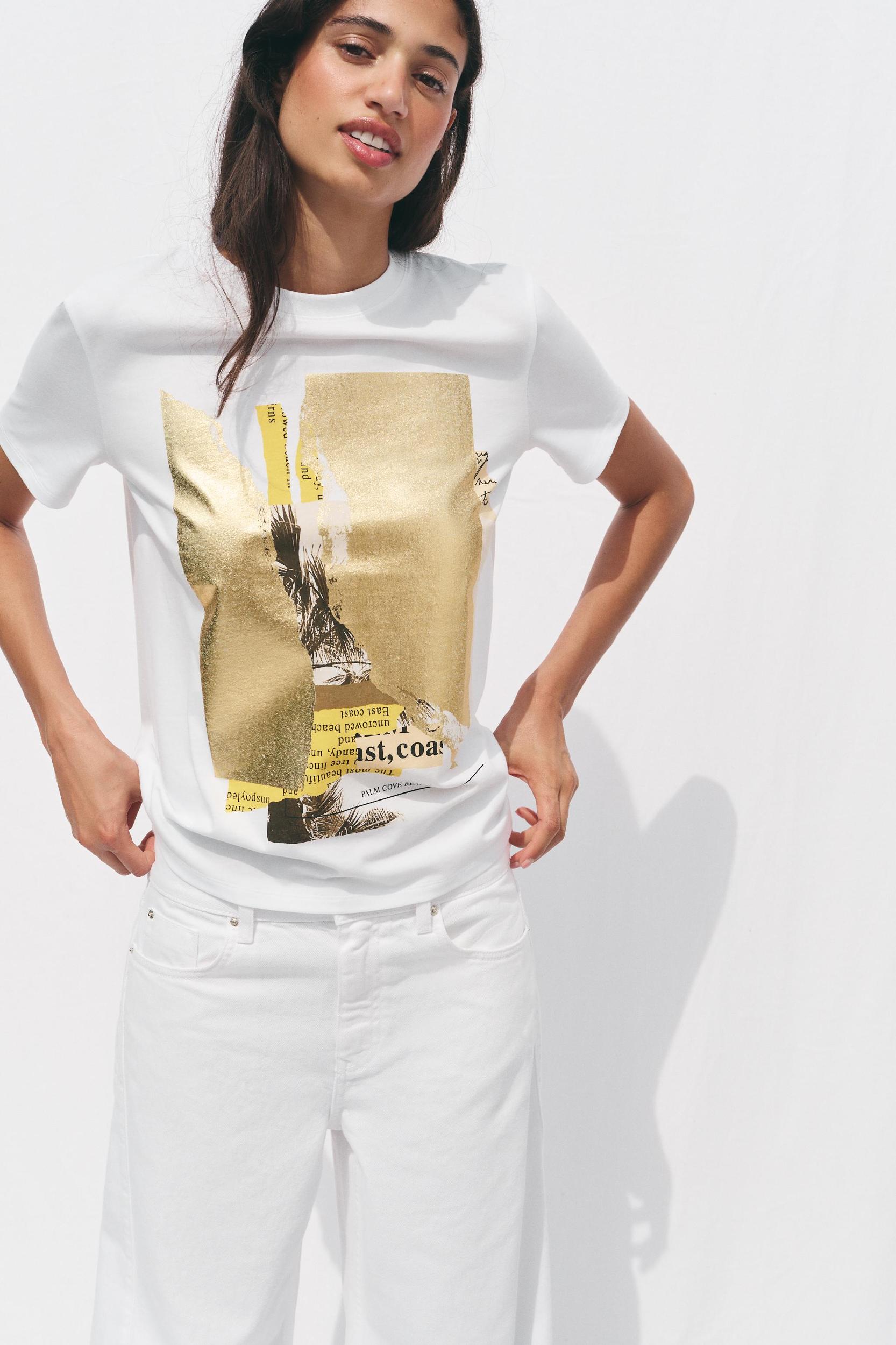 METALLIC PRINT T-SHIRT Product Image