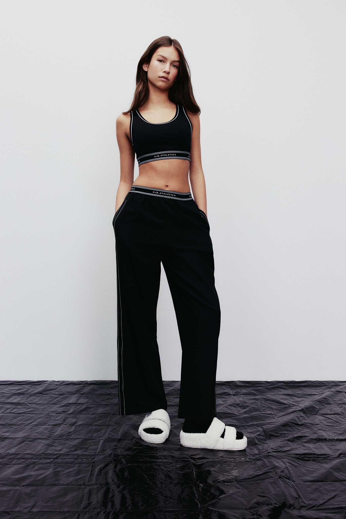 Knit Pleated Skirt 628 Product Image