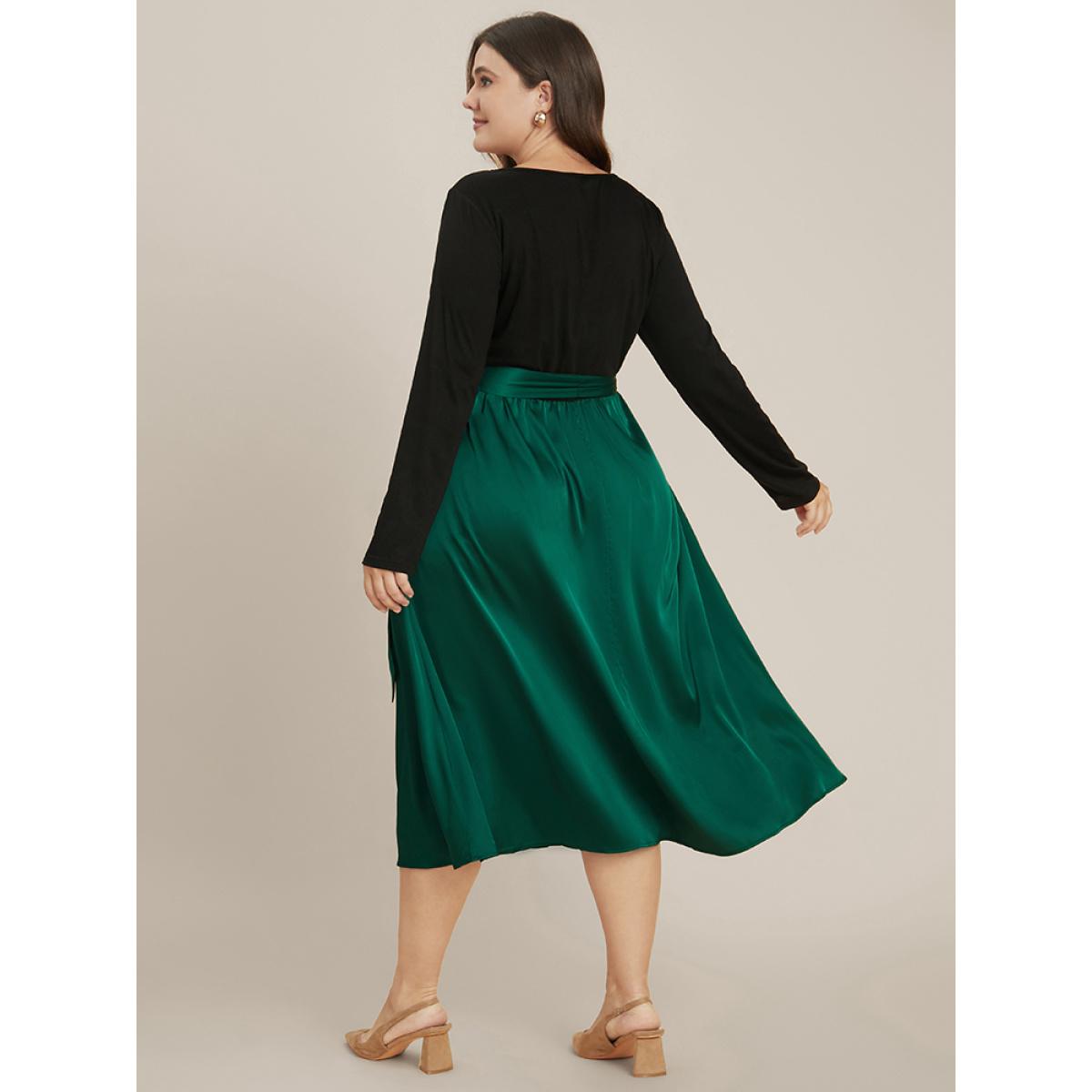 Plus Size Solid Round Neck Pocket Button Detail Belted Satin Dress DarkGreen Women Office Patchwork Round Neck Long Sleeve Curvy Midi Dress BloomChic 26/4X Product Image
