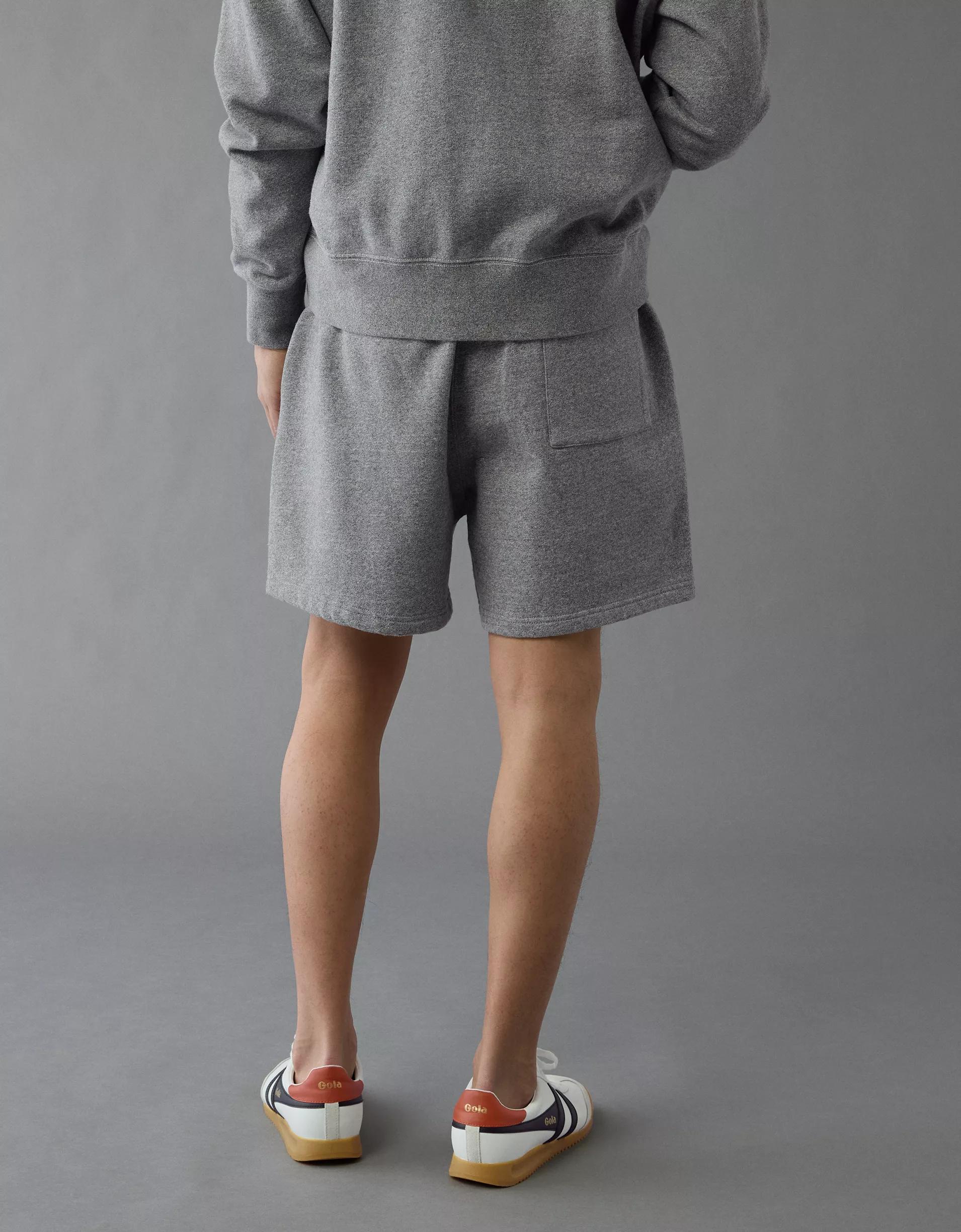 AE 6" Laidback Luxe Heavyweight Jogger Short Product Image