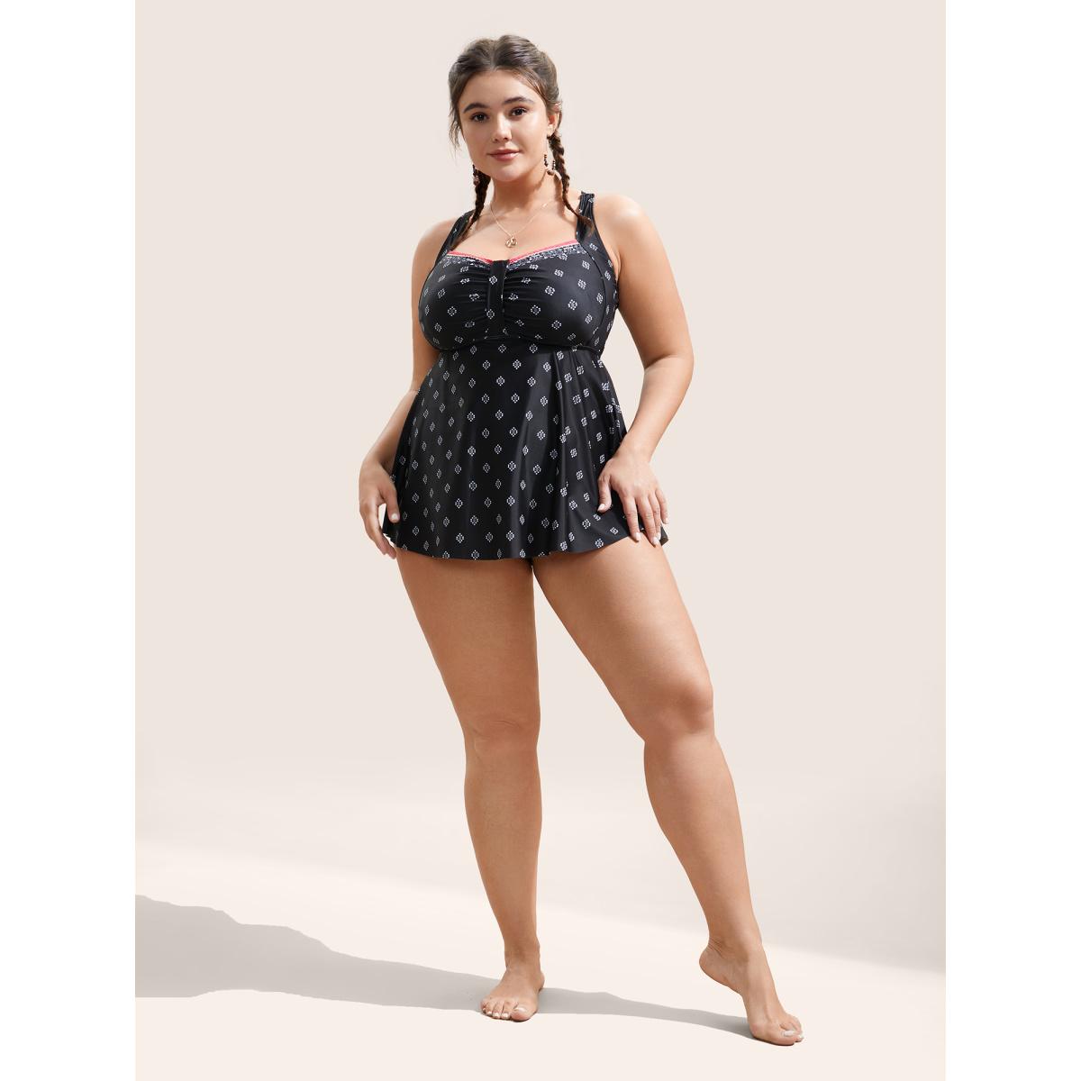 Plus Size Bandana Print Ruched Contrast Trim Swim Top Women's Swimwear Black Beach Non High stretch Bodycon Heart neckline Curve Swim Tops BloomChic 30/6X Product Image