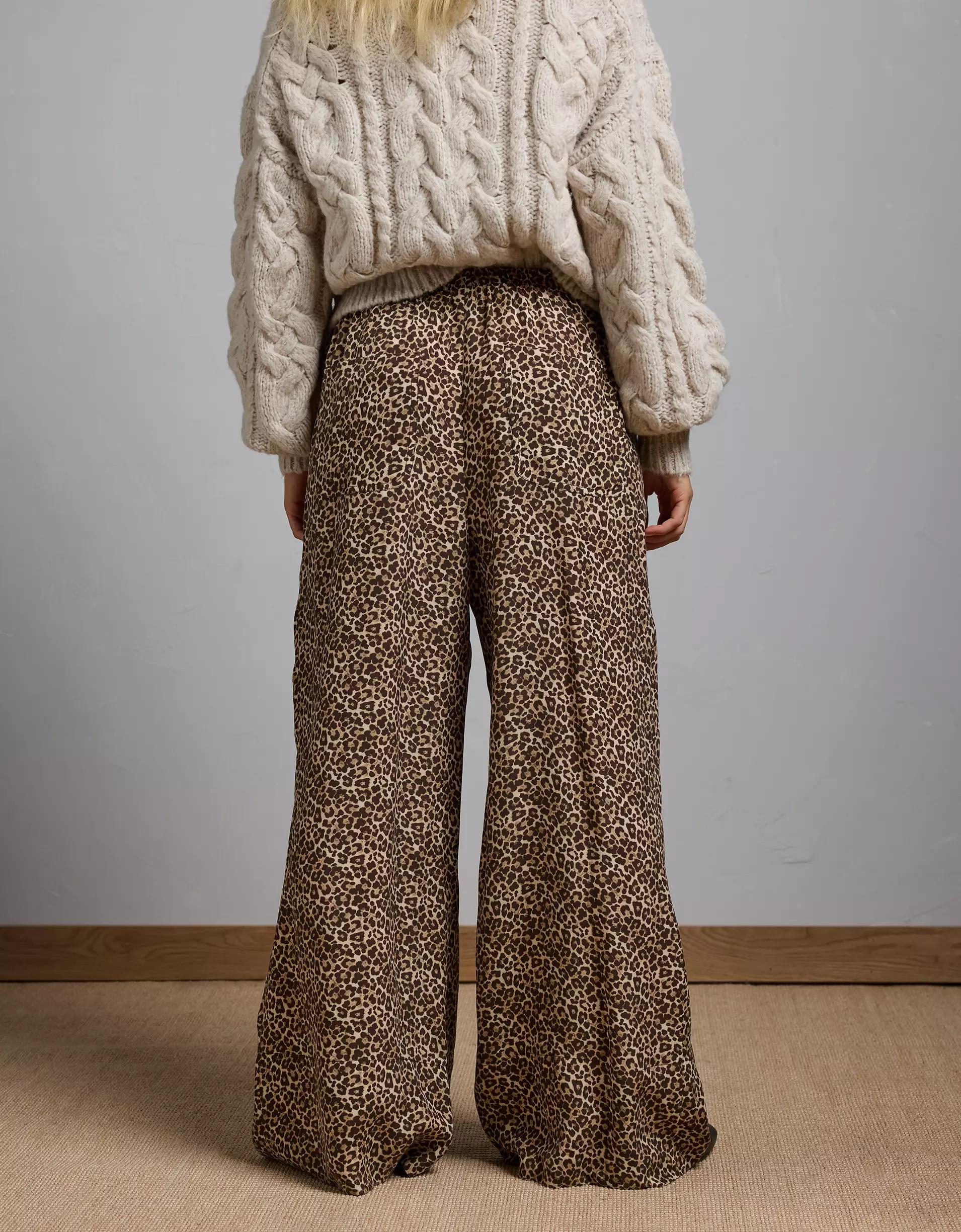 AE77 Premium Silk Leopard Pant Product Image