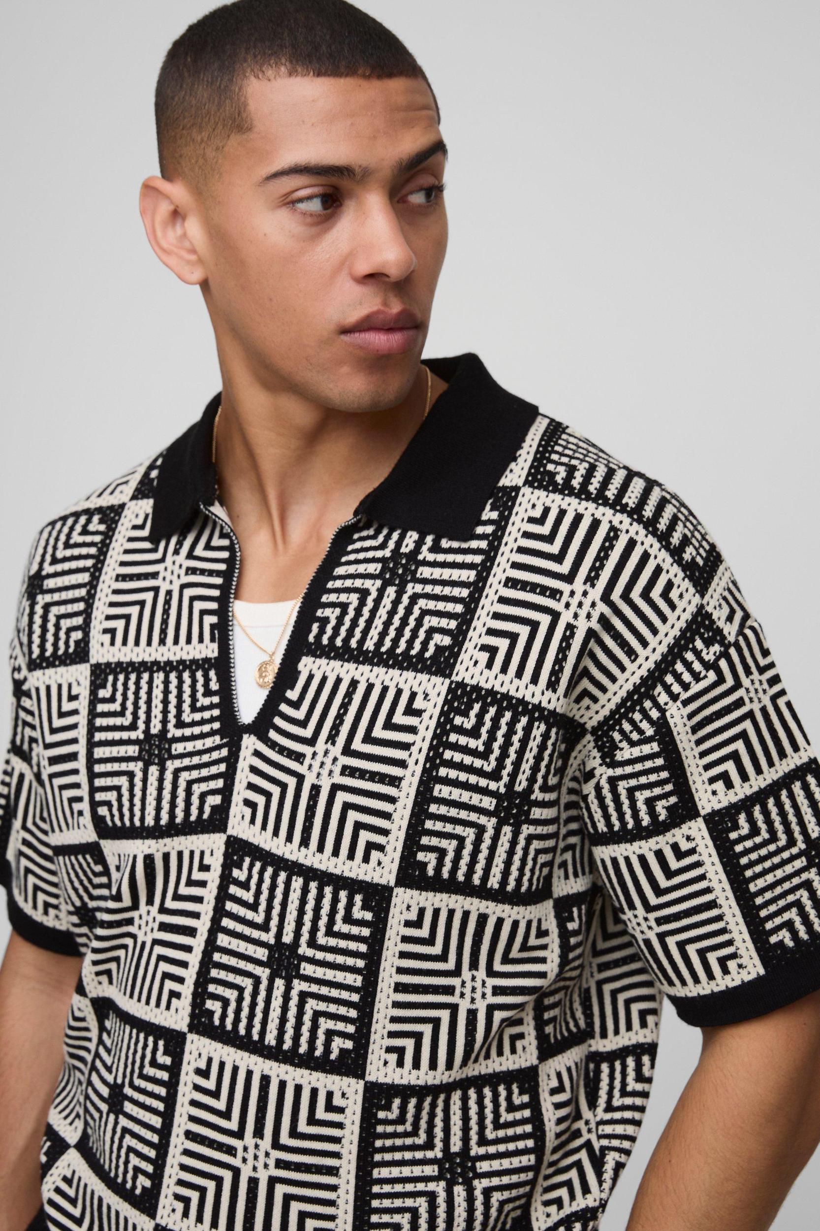 Oversized Boxy Crochet Look V Neck Collar Knitted Polo | boohooMAN USA Product Image