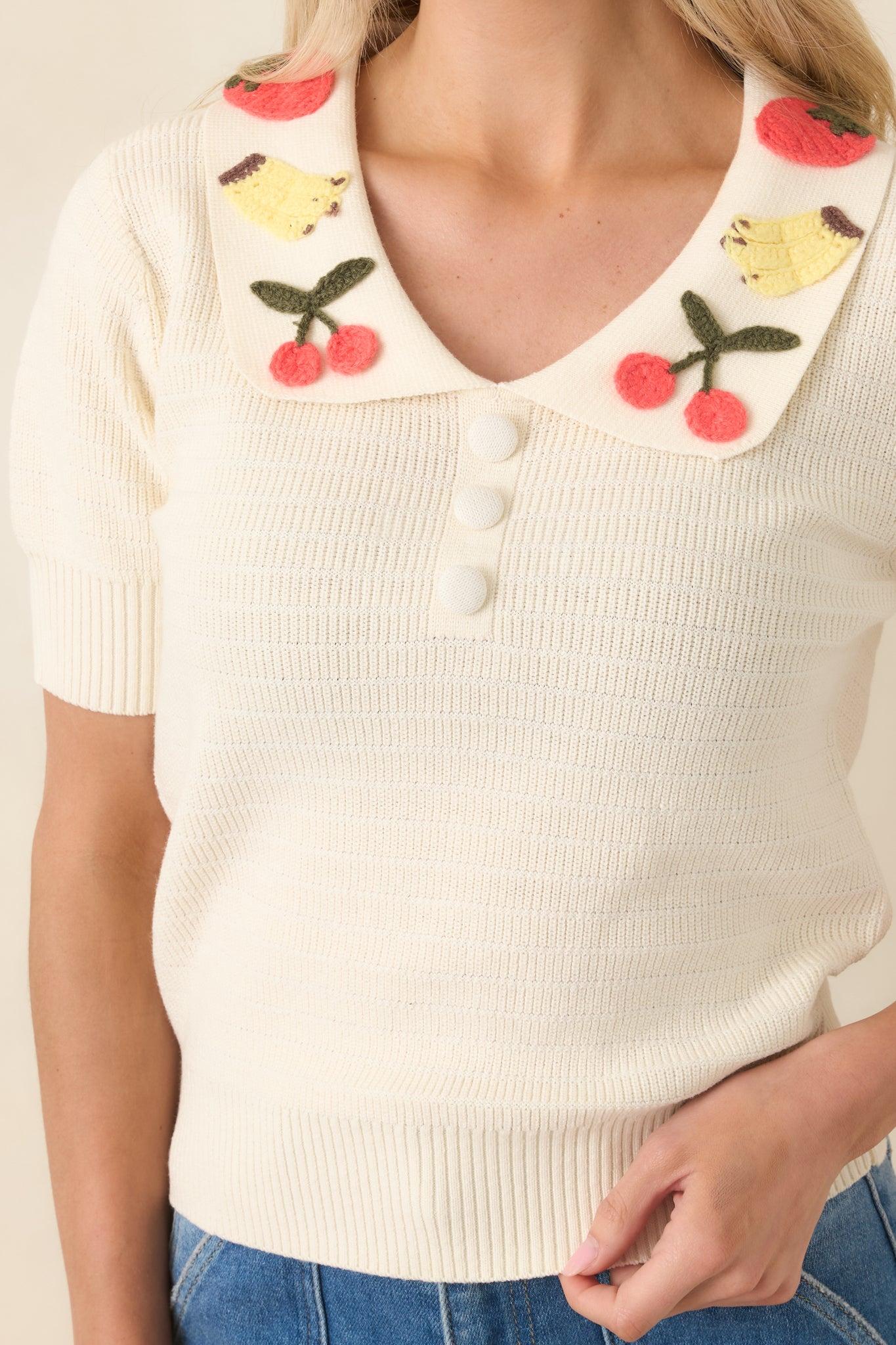 La Dolce Vita Ivory Embroidered Fruit Collar Sweater Product Image