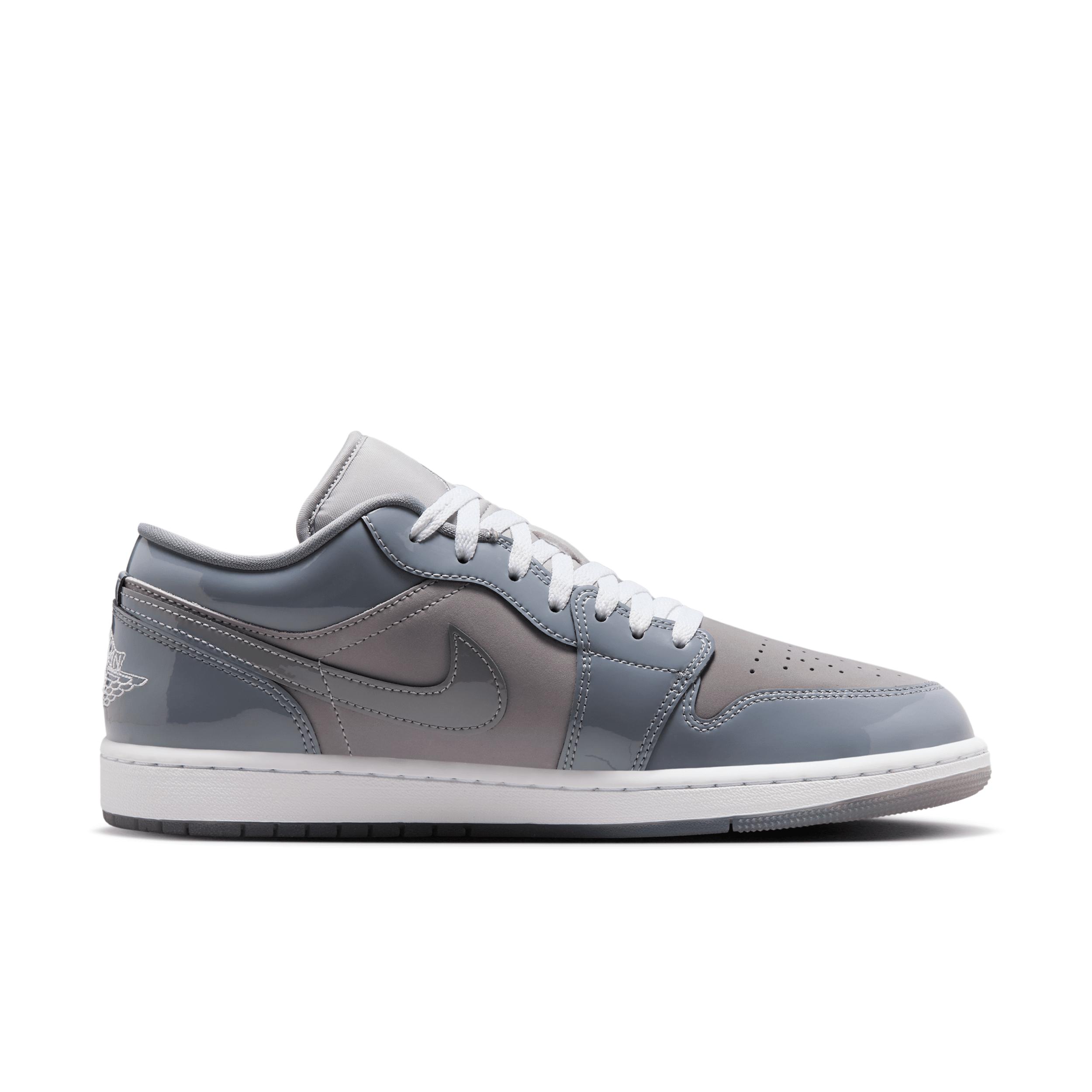 Jordan Mens Air Retro 1 Low SE Casual Shoes Product Image