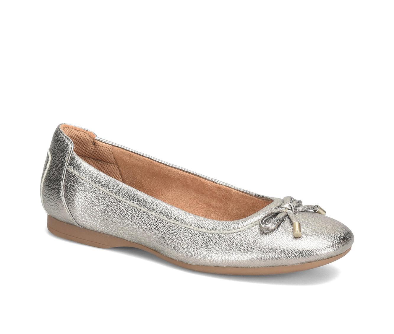 Women's Comfortiva Keegan Flats Product Image