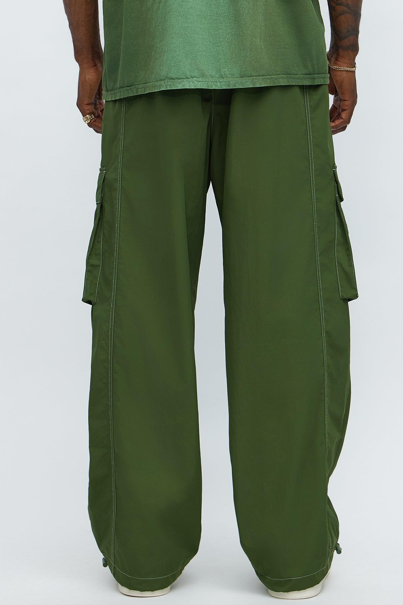 Baggy Stay Moving Contrast Stitch Nylon Cargo Pants - Olive Product Image