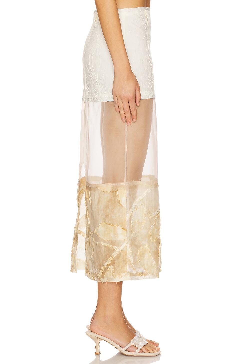 Triple Skirt Milkwhite Product Image