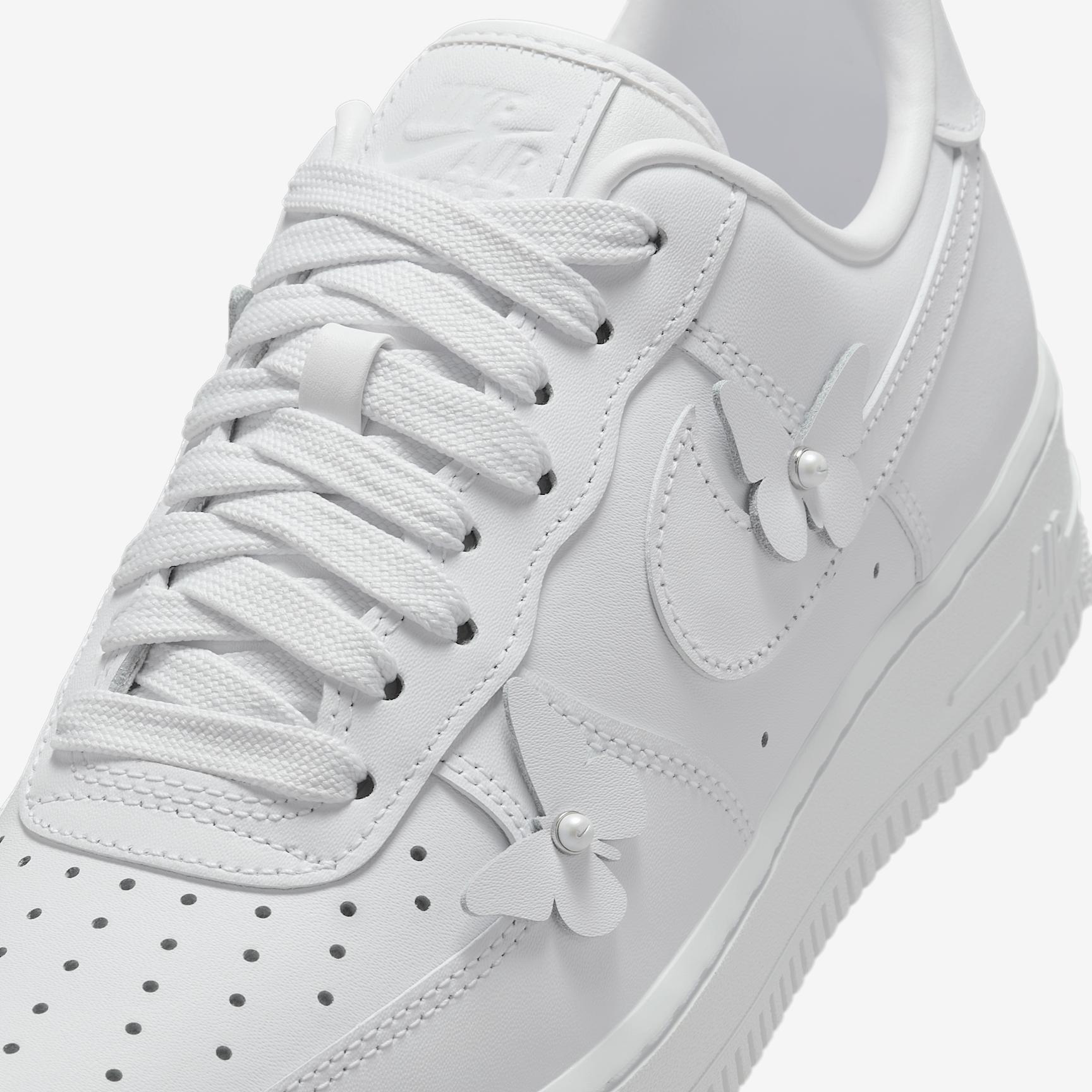 Nike Air Force 1 Low Women's Shoes Product Image