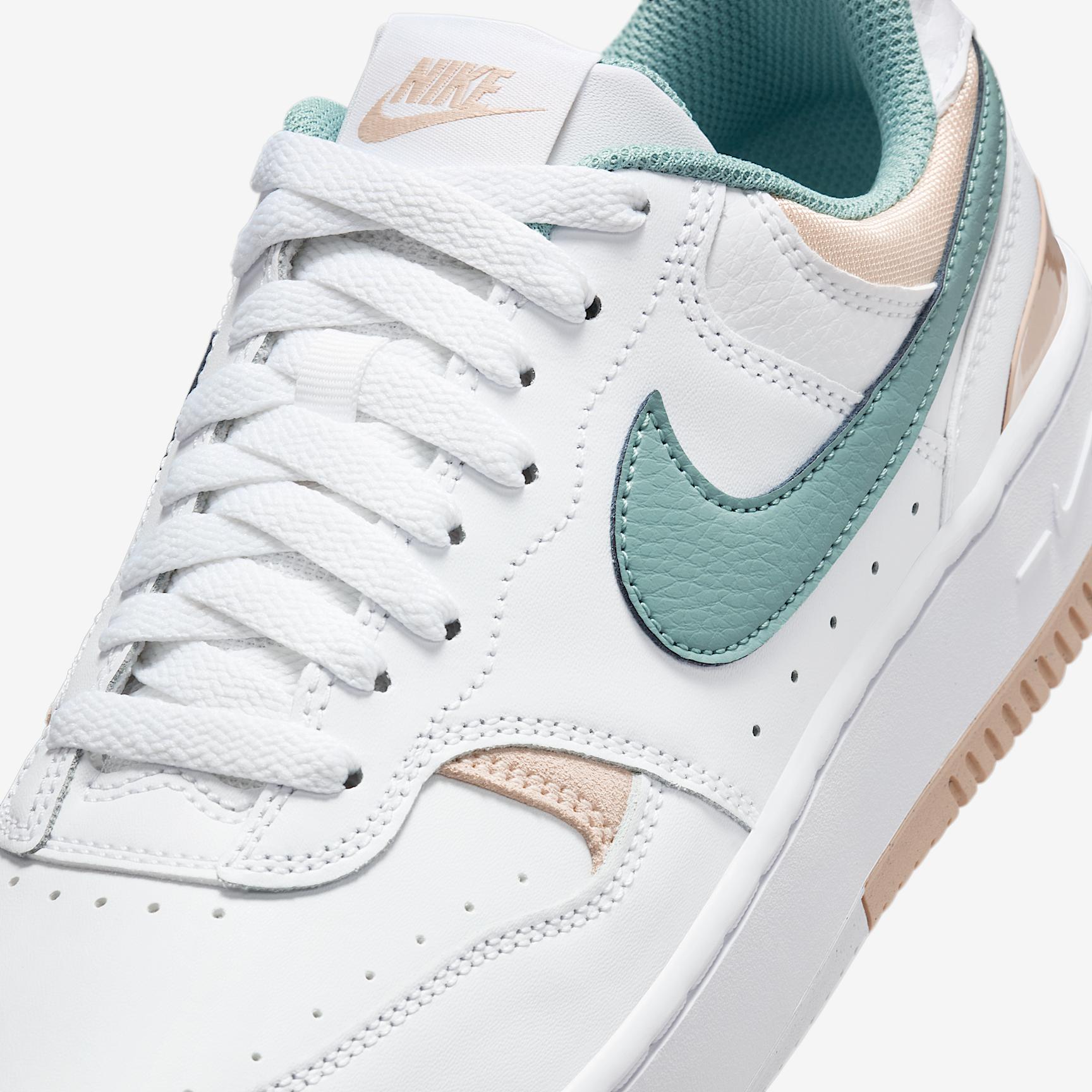 Nike Womens Gamma Force Shoes | DX9176-118 Product Image