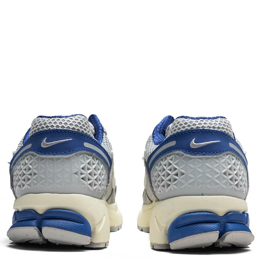 Women's Zoom Vomero 5 - Game Royal/White/Coconut Milk Female Product Image