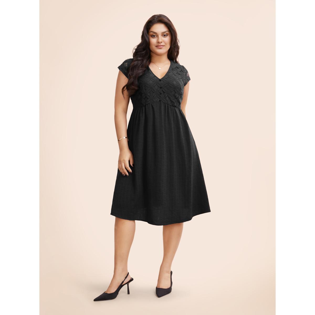 Plus Size Plain Lace Panel Cap Sleeve Dress Black Women Elegant Texture V-neck Cap Sleeve Curvy BloomChic 14-16/1X Product Image