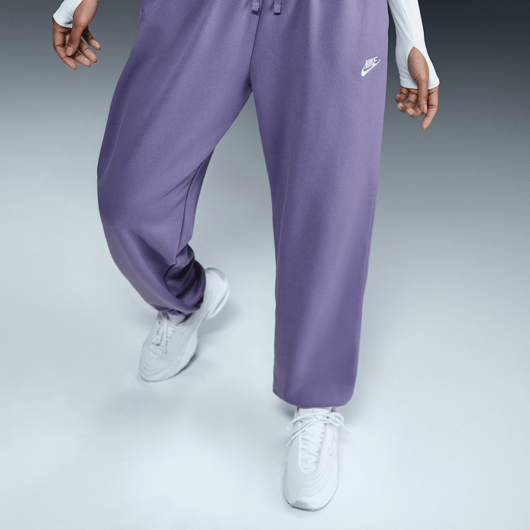 Womens Nike Sportswear Club Fleece Mid-Rise Oversized Sweatpants Product Image