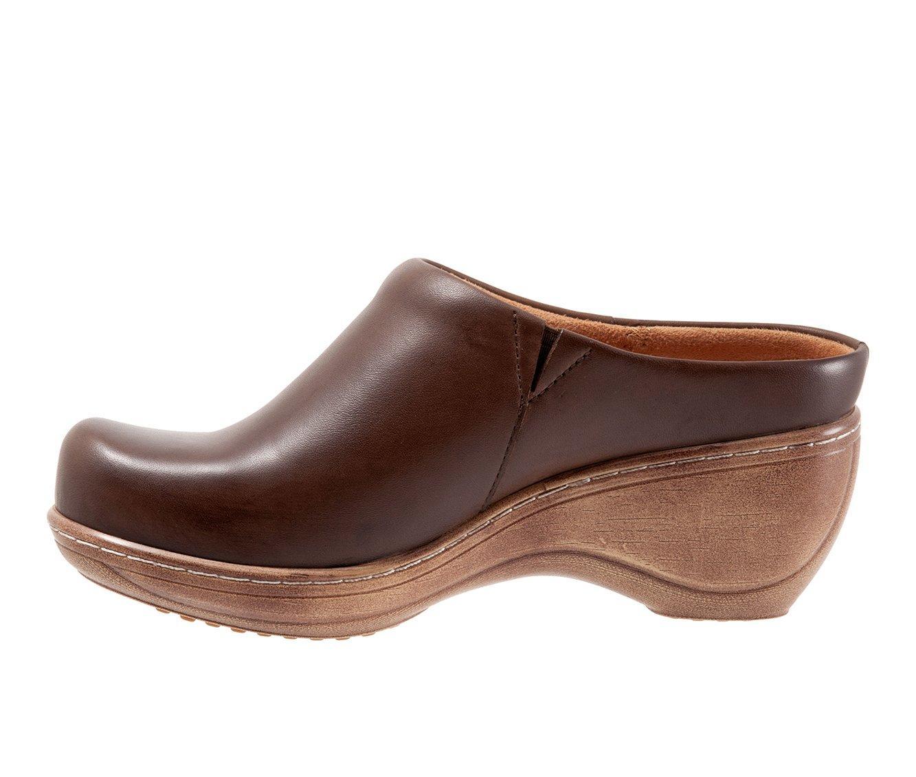 Women's Softwalk Madison Clogs Product Image