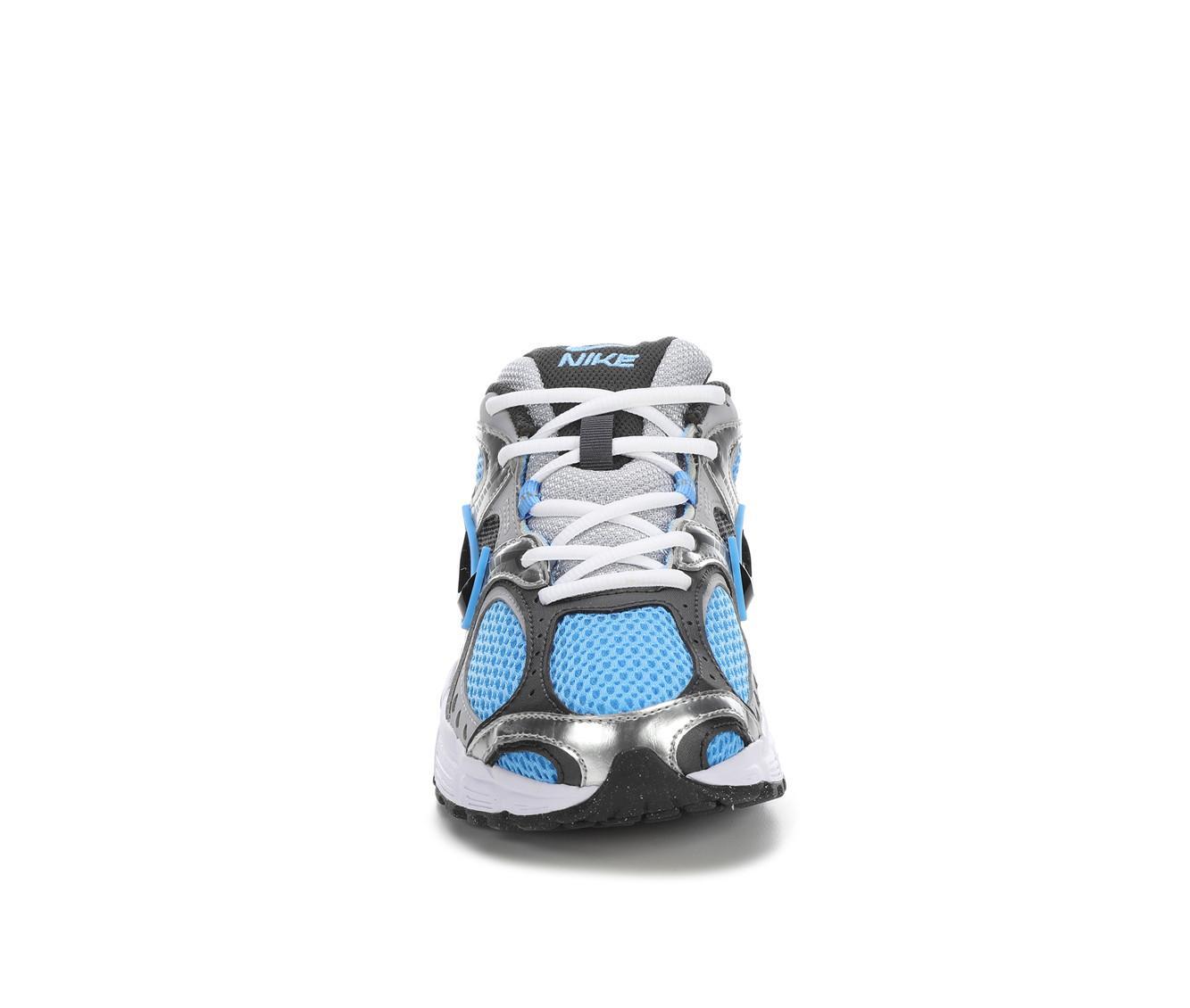 Women's Nike V5 RNR Sneakers Product Image