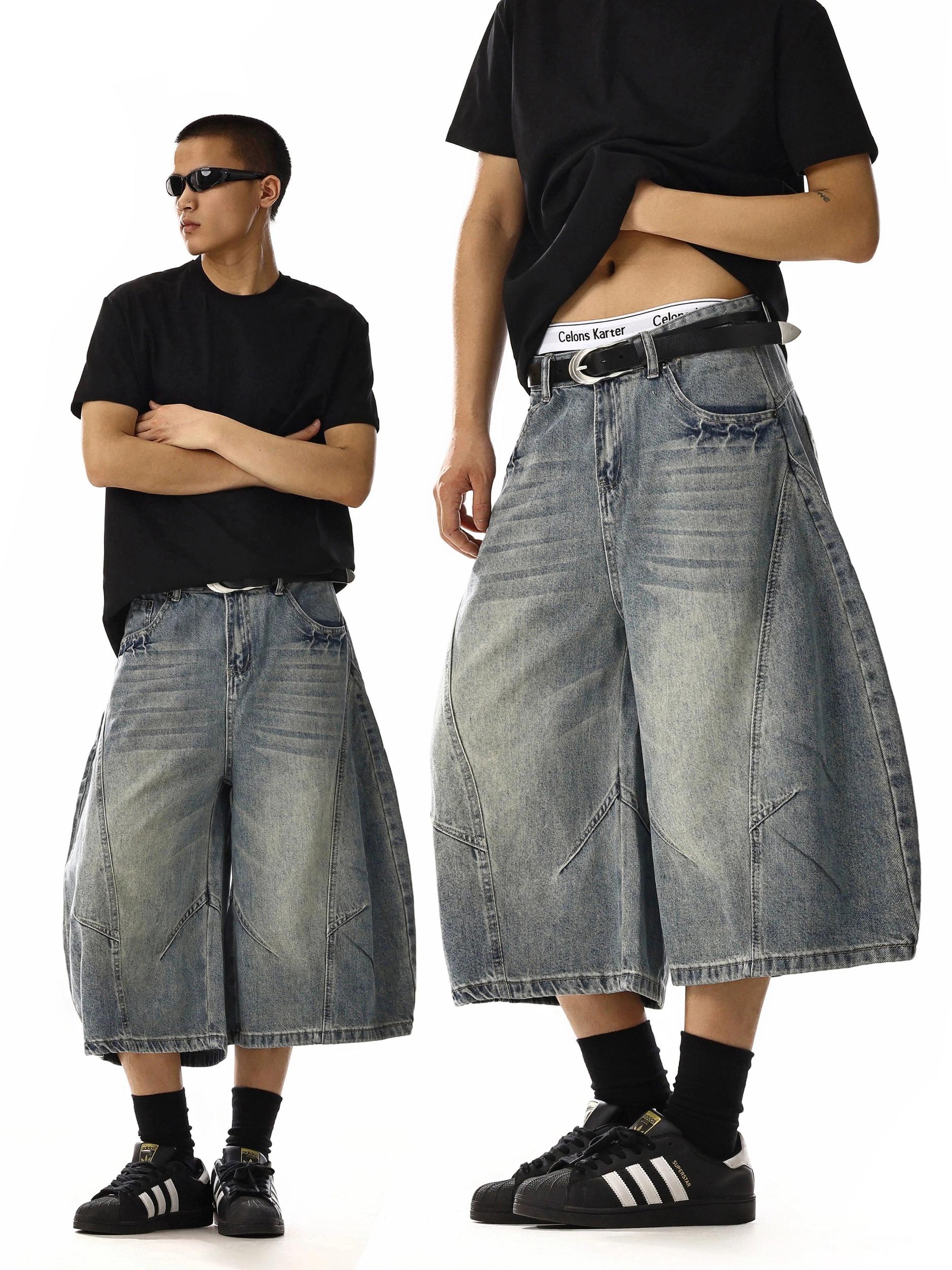 RT No. 18163 RECONSTRUCTED DENIM SHORTS Product Image