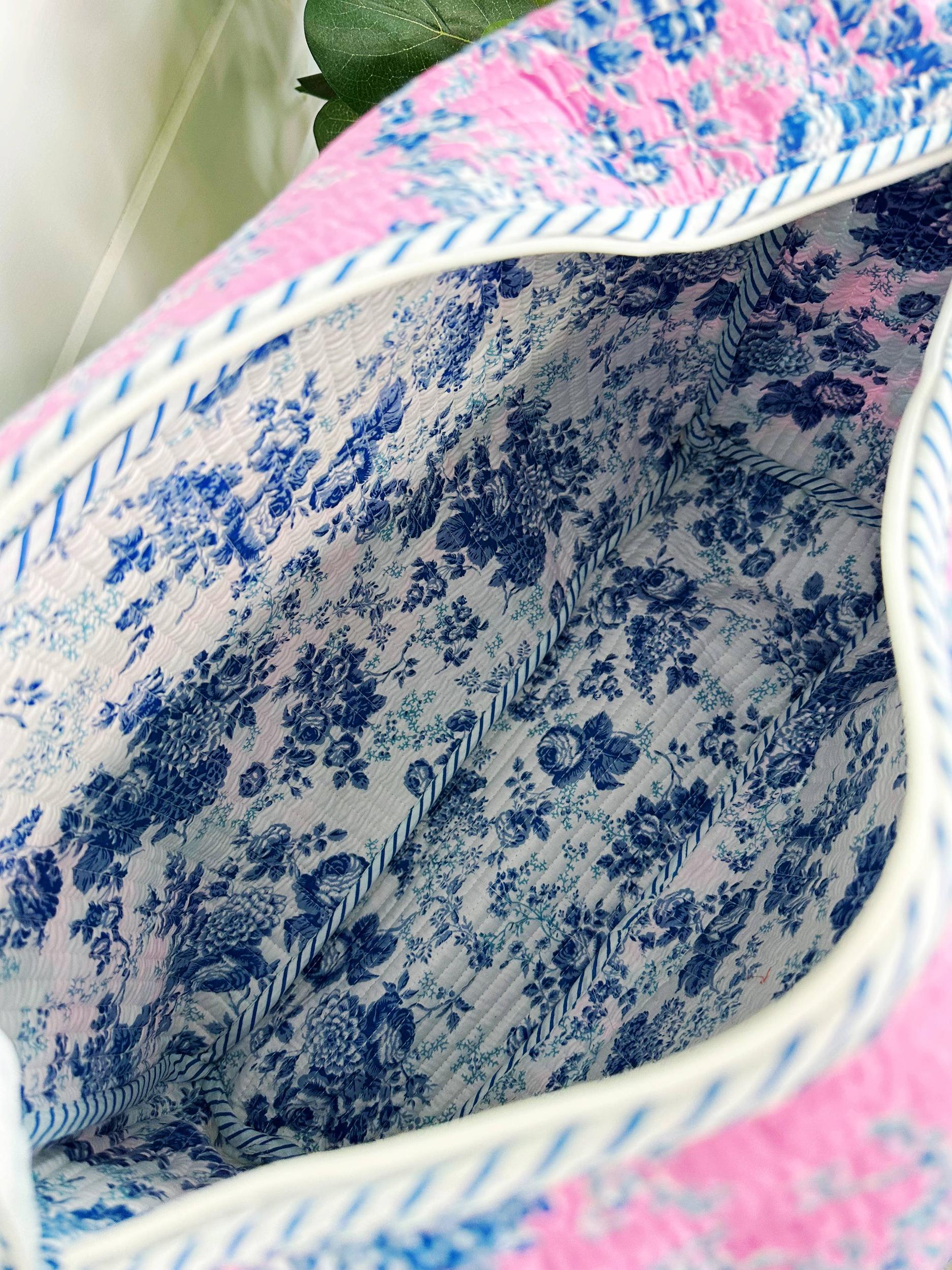 Cottage Floral Quilted Tote Bag Product Image