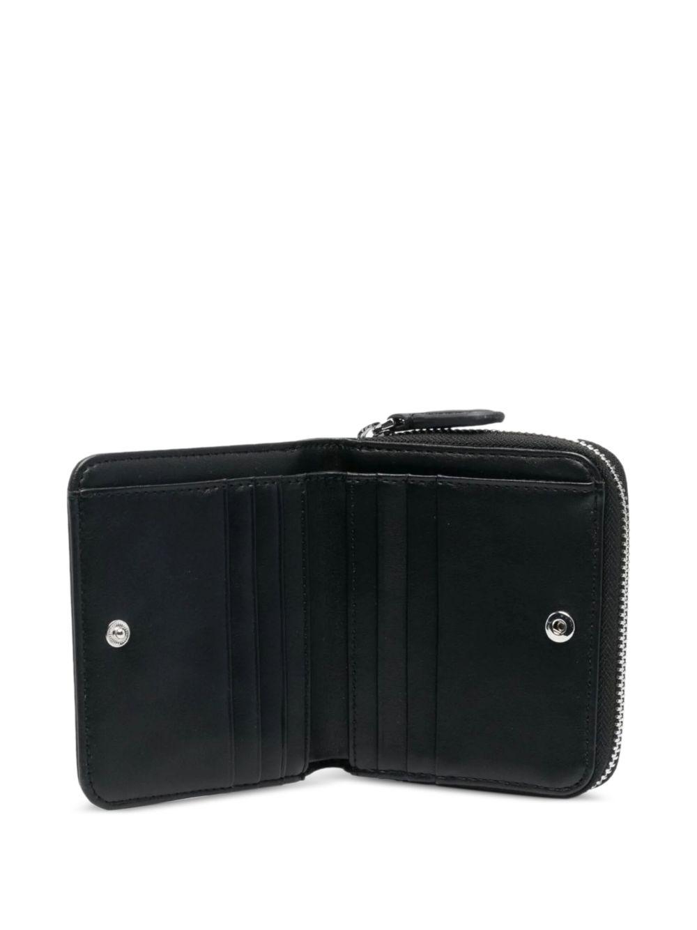 Ikon zip-around wallet Product Image