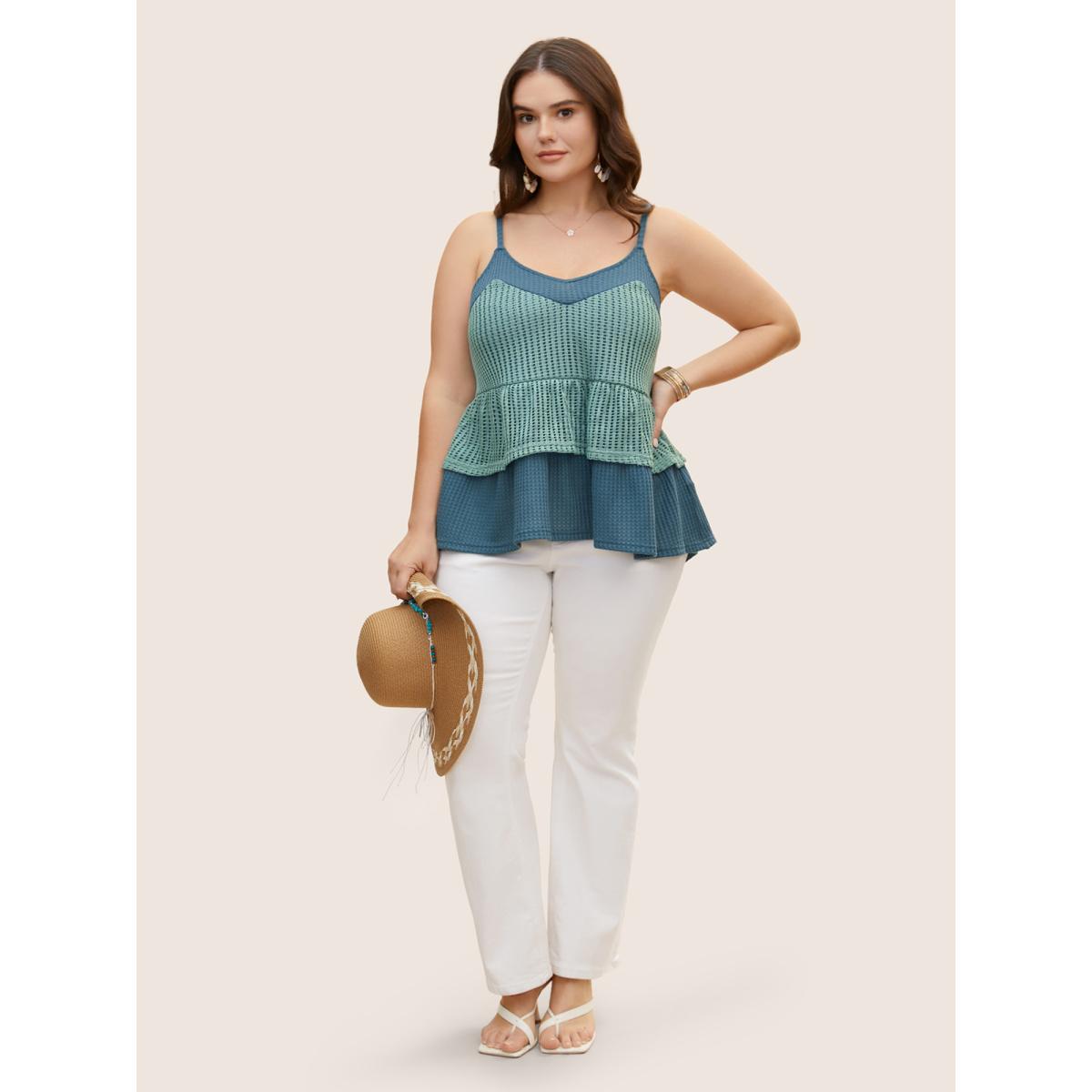 Plus Size Patchwork Contrast Waffle Knit Cami Top Women Cyan Resort Texture V-neck Vacation Tank Tops Camis BloomChic 28/5X Product Image