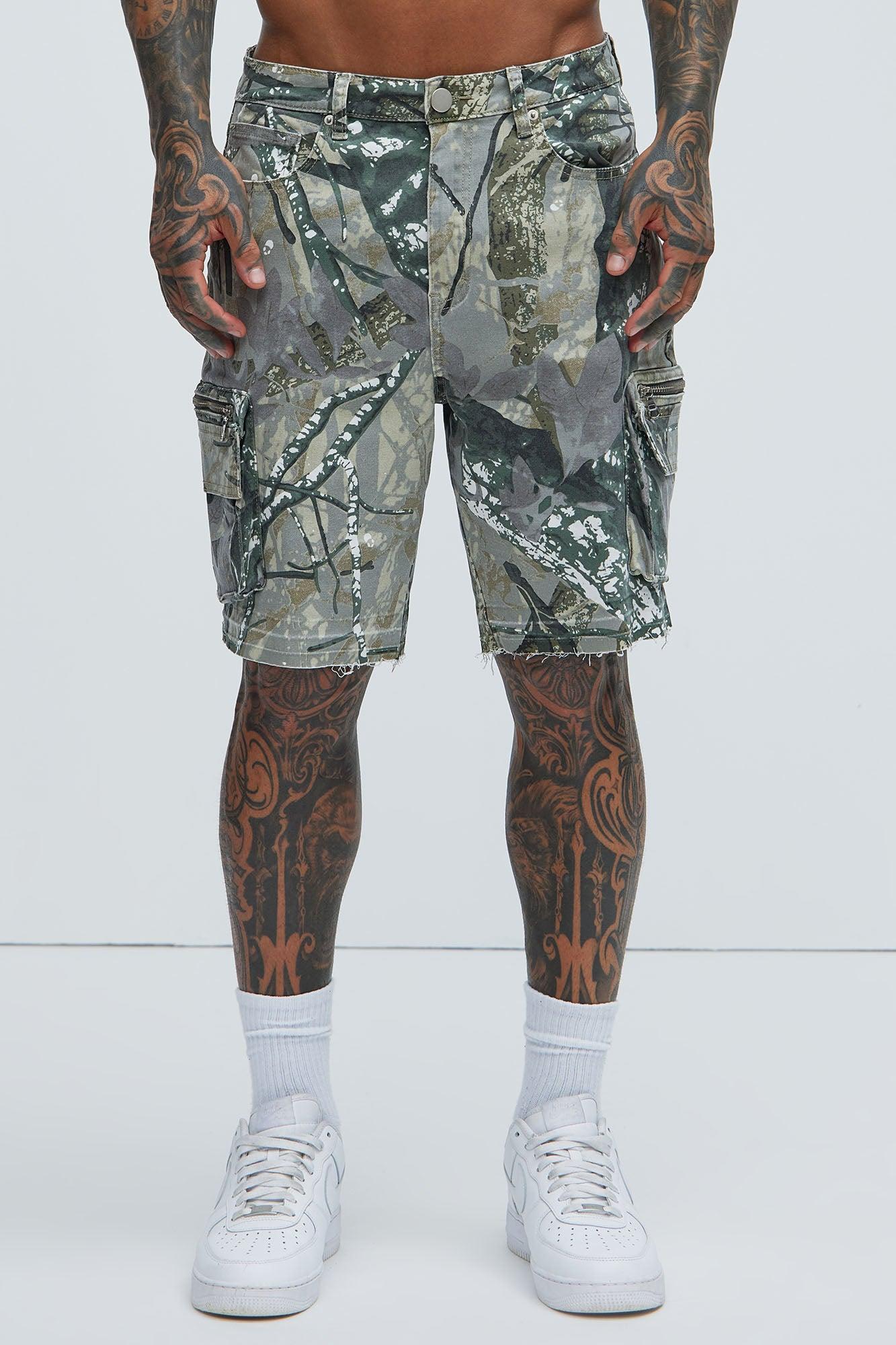 Deylen Cargo Relaxed Shorts - Camouflage Product Image