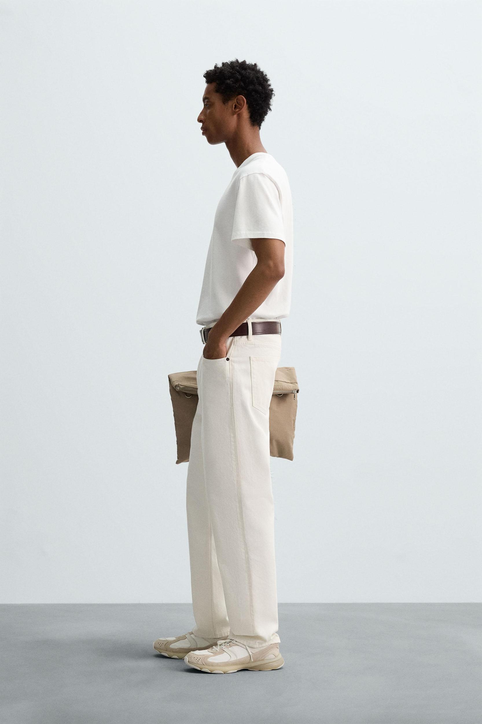 STRAIGHT ANKLE FIT JEANS Product Image