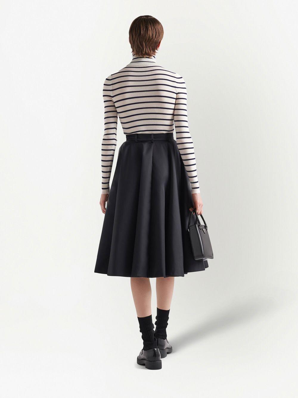 pleated full skirt Product Image
