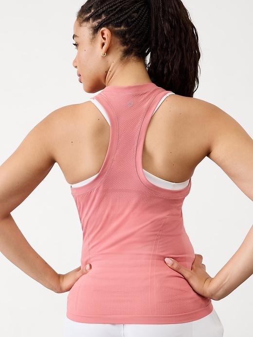Momentum Seamless Tank Product Image