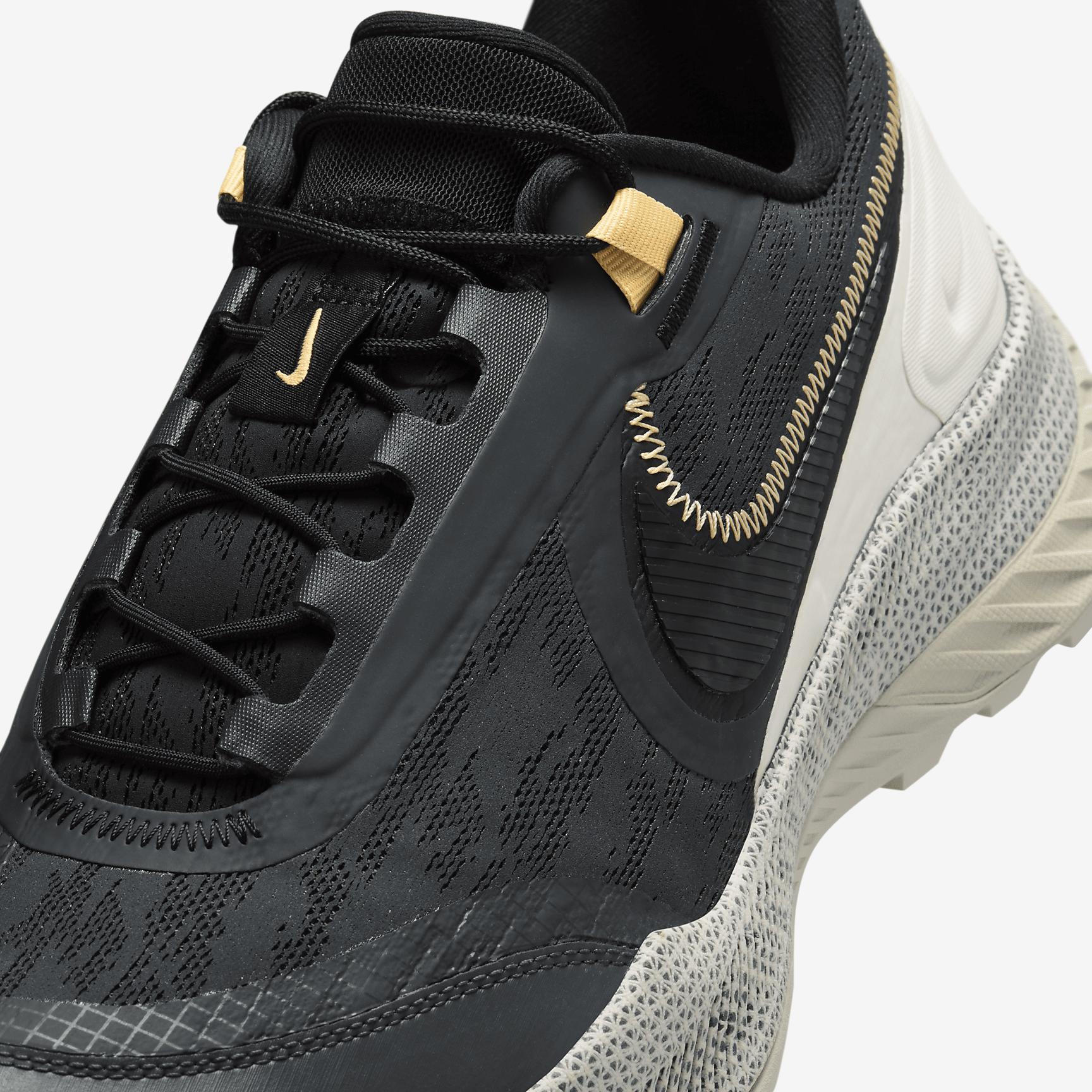 Nike Mens React SFB Carbon Low Mens Elite Outdoor Shoes | CZ7399-006 Product Image