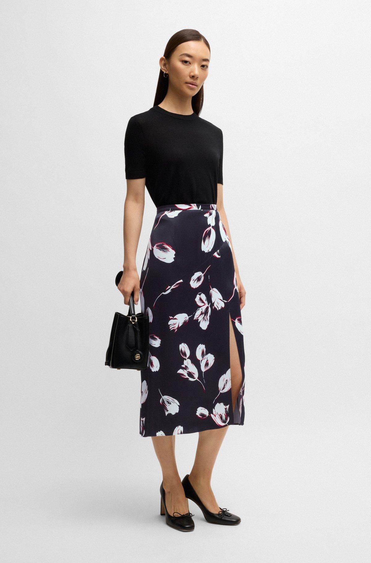 Satin midi skirt with tulip print Product Image