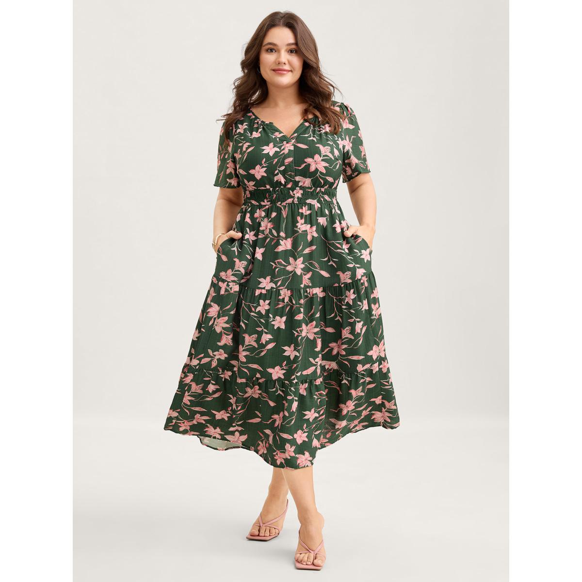 Plus Size Breezy Floral Shirred Waist Midi Dress DarkGreen Women Romantic Flat collar with V-notch Short sleeve Curvy BloomChic 10/M Product Image