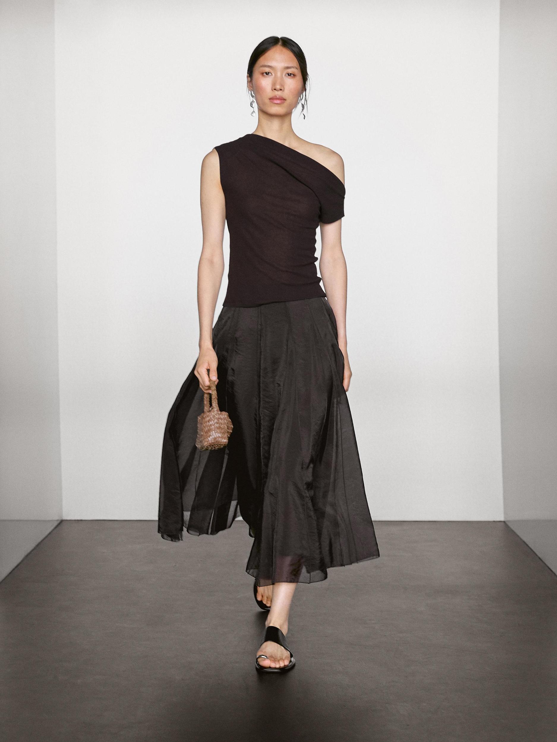 100% cotton asymmetric top Product Image