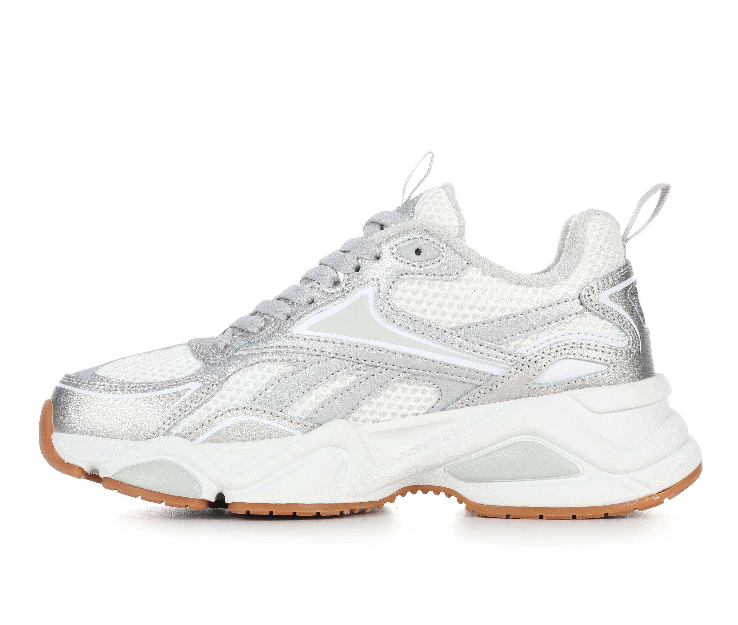 Women's Reebok Charge Sneakers Product Image