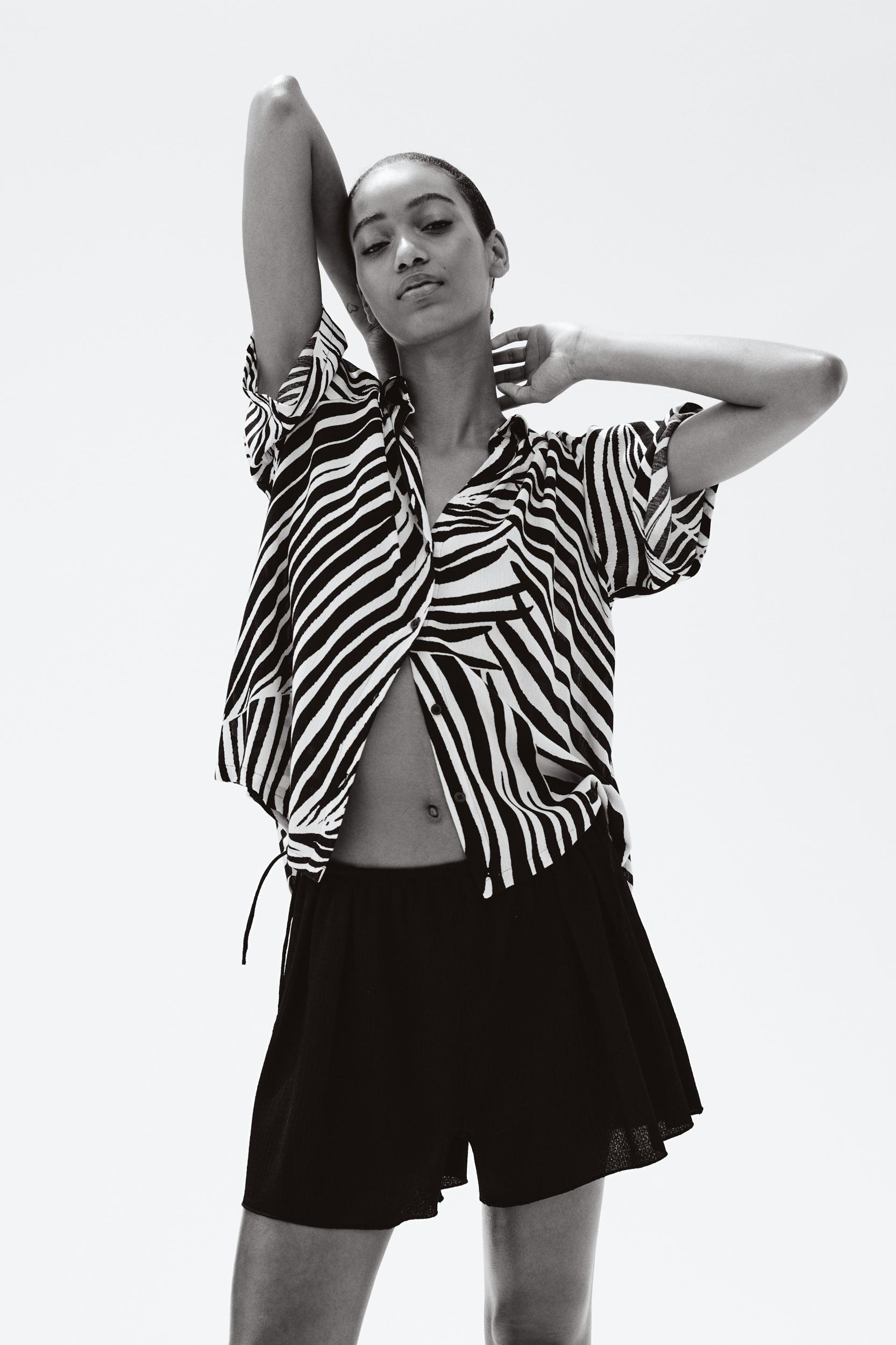 Crinkled Jersey Shorts Product Image