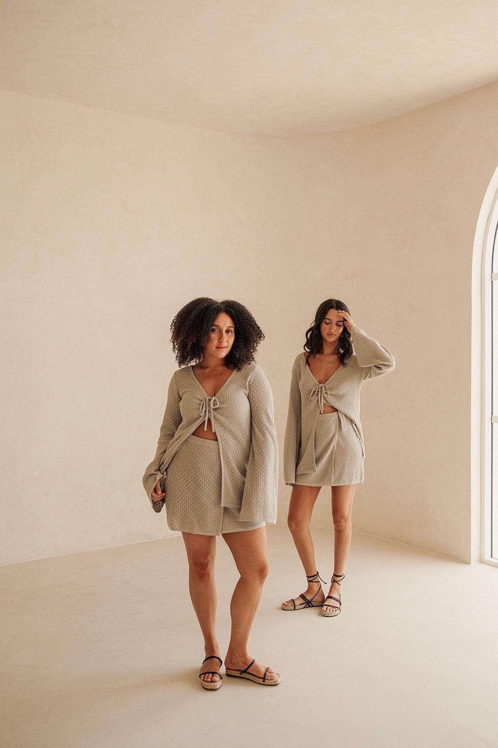 Baylie Top - Taupe Product Image