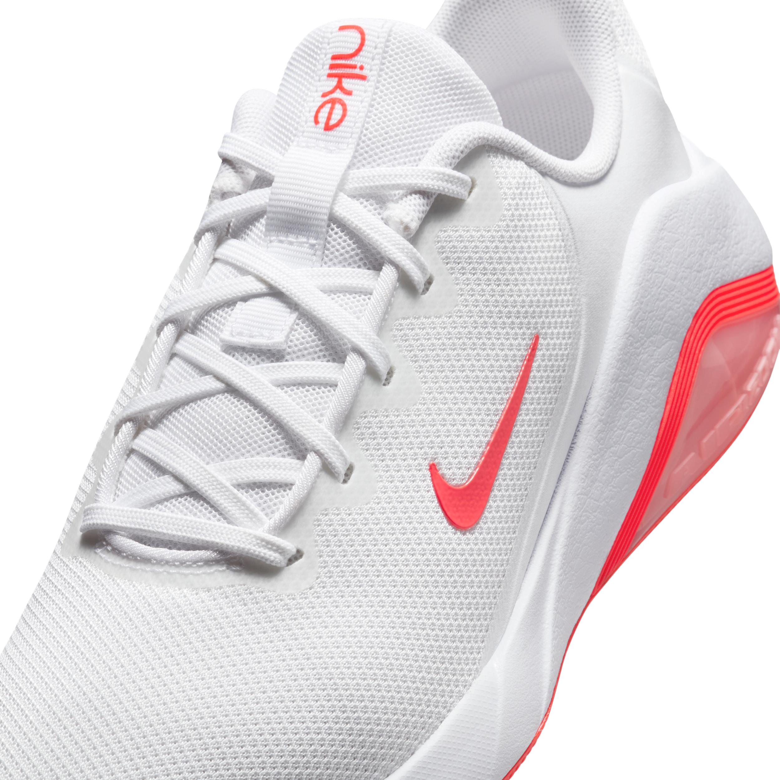 Nike Women's Bella 7 Workout Shoes Product Image