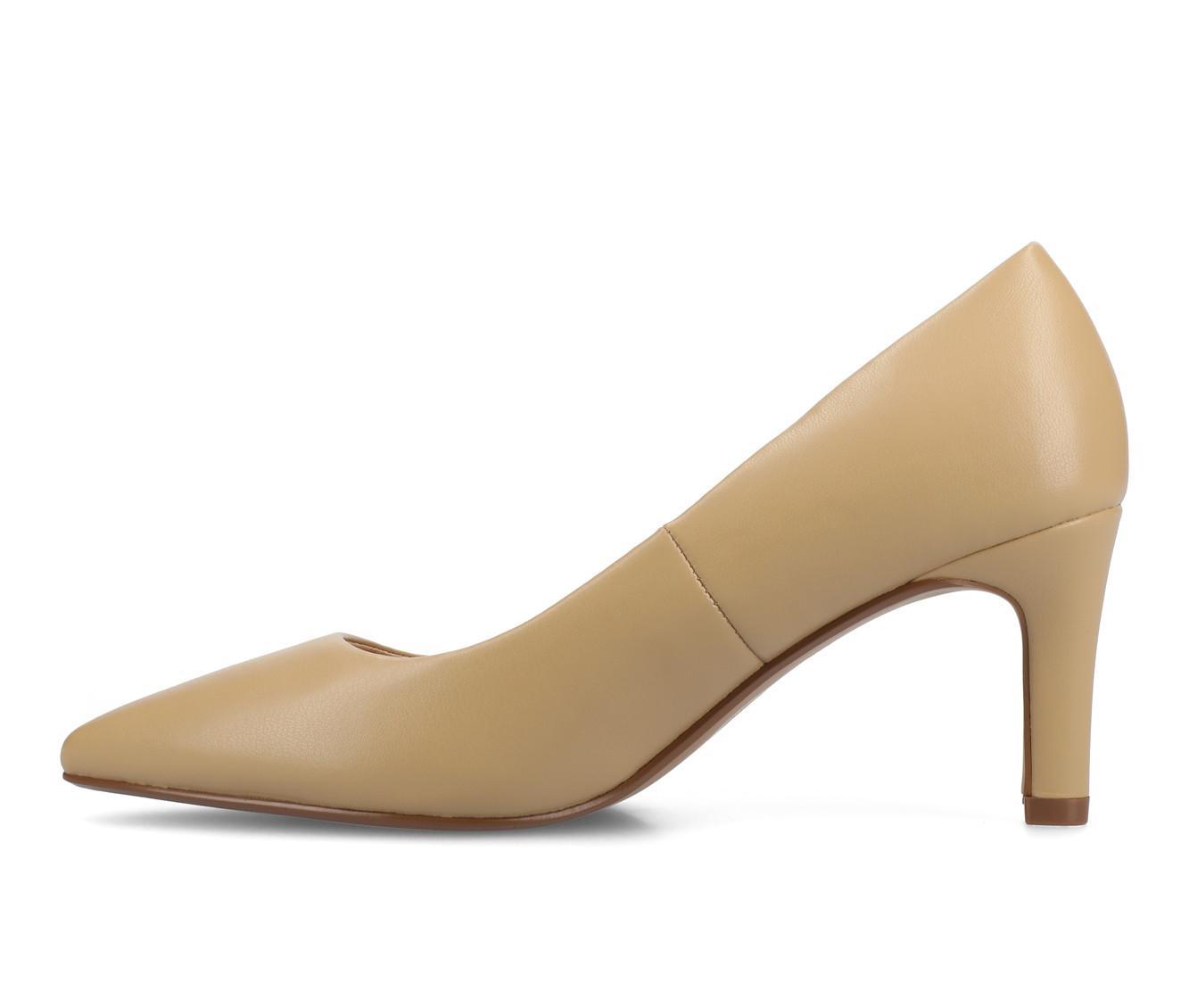 Women's Journee Collection Scylee Pumps Product Image