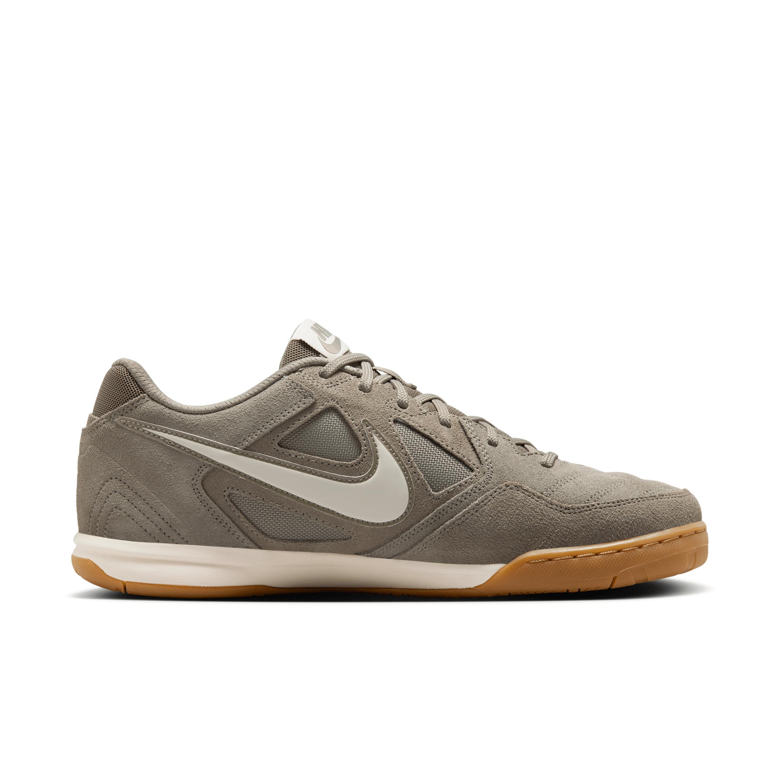 Nike Mens Gato Shoes | HQ6019-400 Product Image