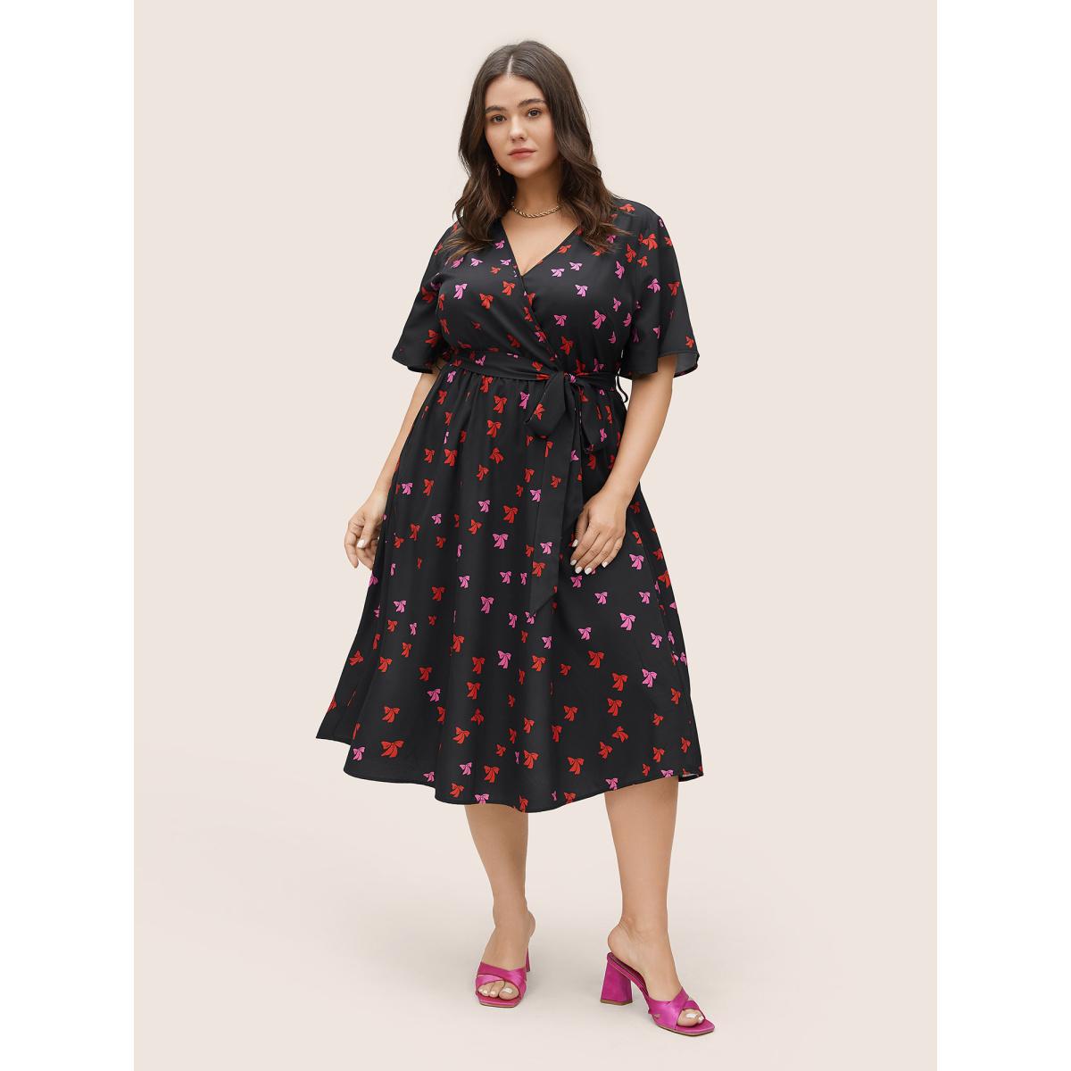 Plus Size Bowknot Overlap Collar Pocket Belted Dress Black Women Elegant Non Overlap Collar Short sleeve Curvy Midi Dress BloomChic 22-24/3X Product Image