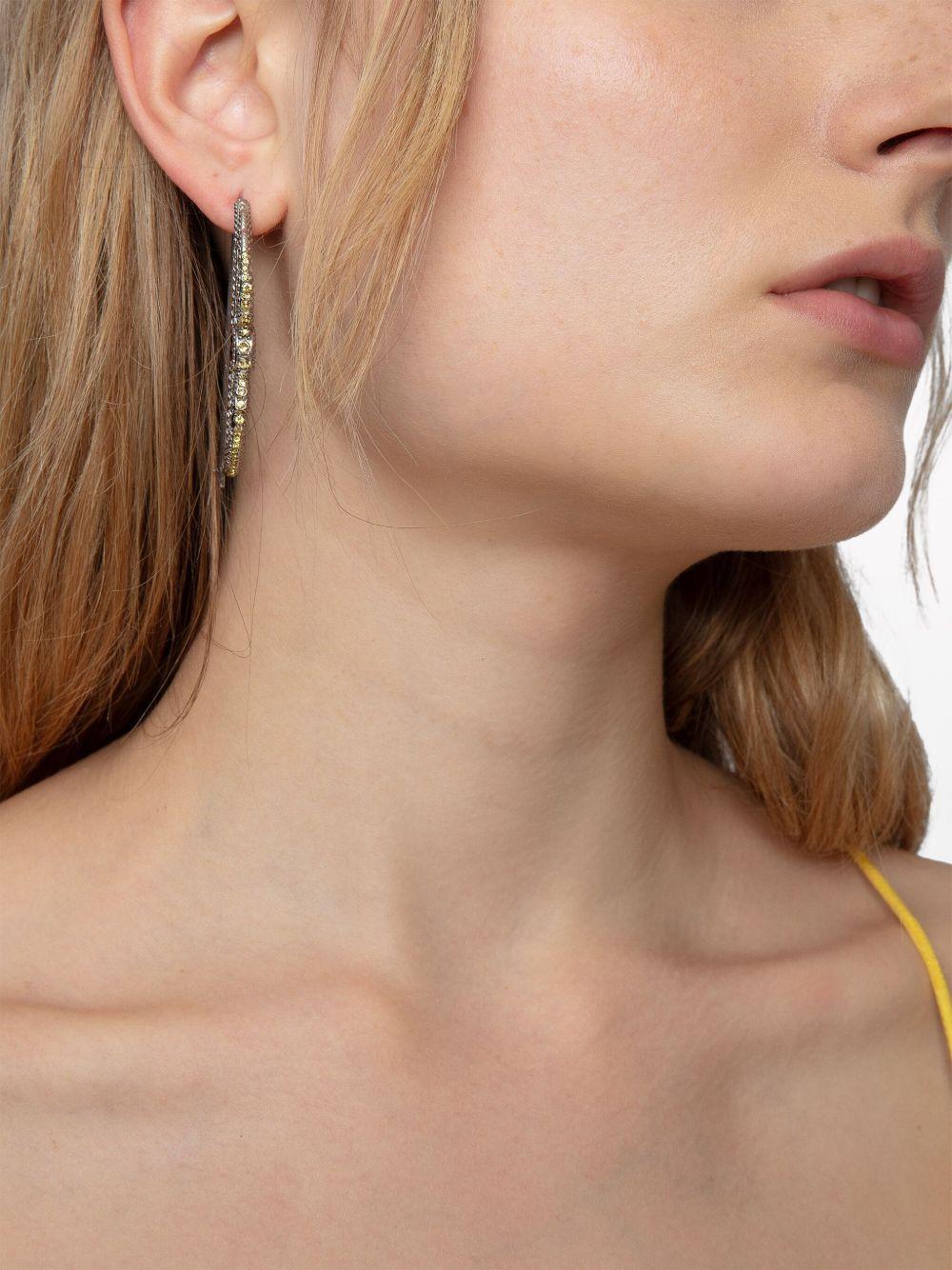 Rock piercing earrings Product Image