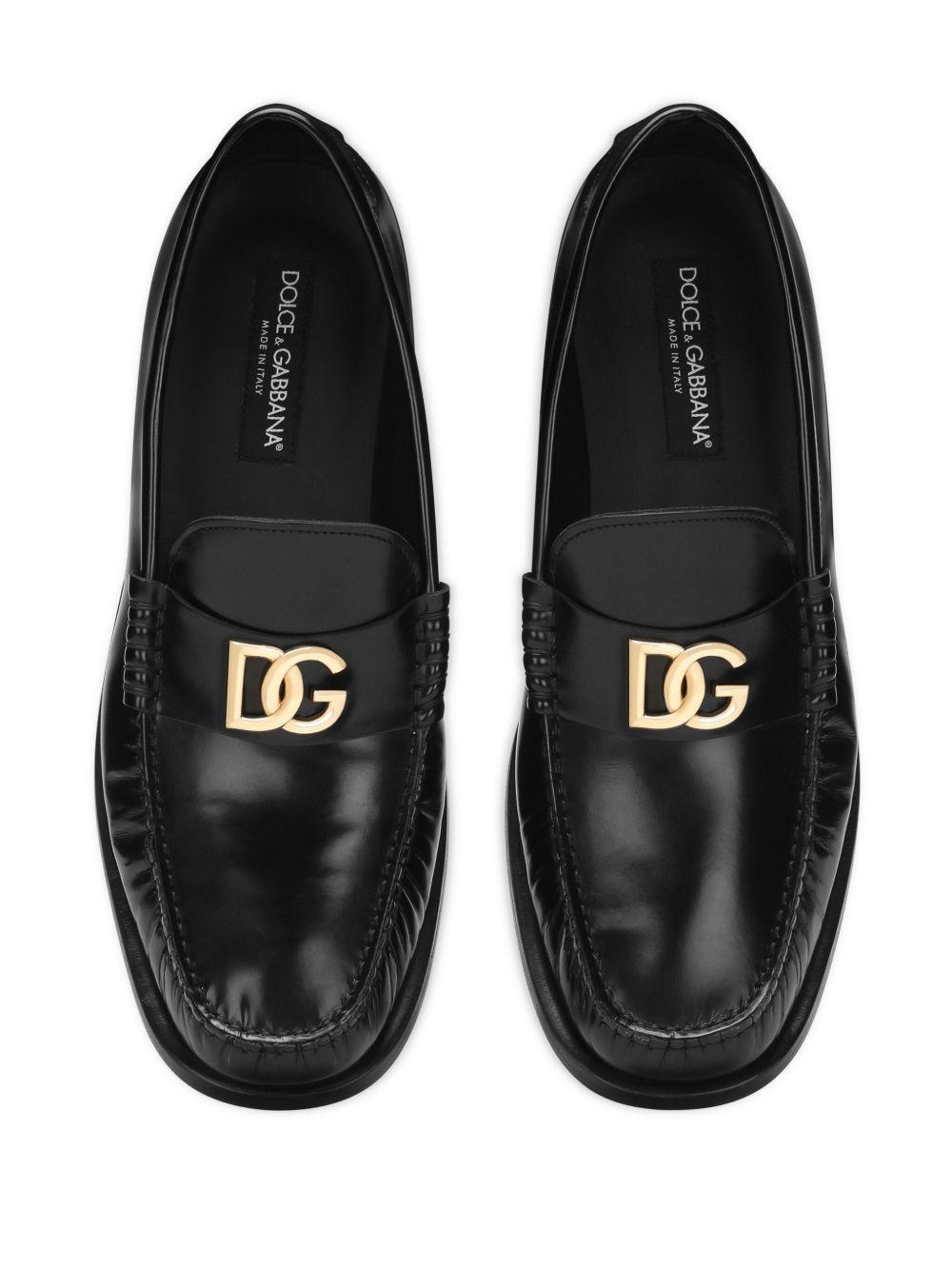logo-plaque leather loafers Product Image