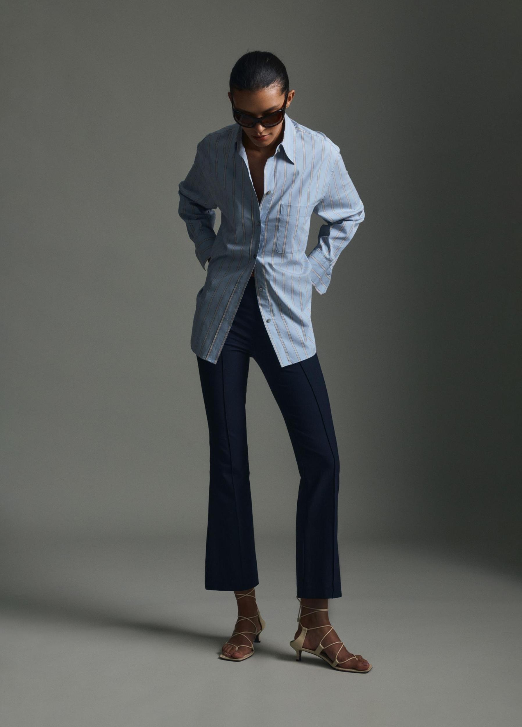 Niki Mid-Rise Pintuck Crop Flare Pant Product Image