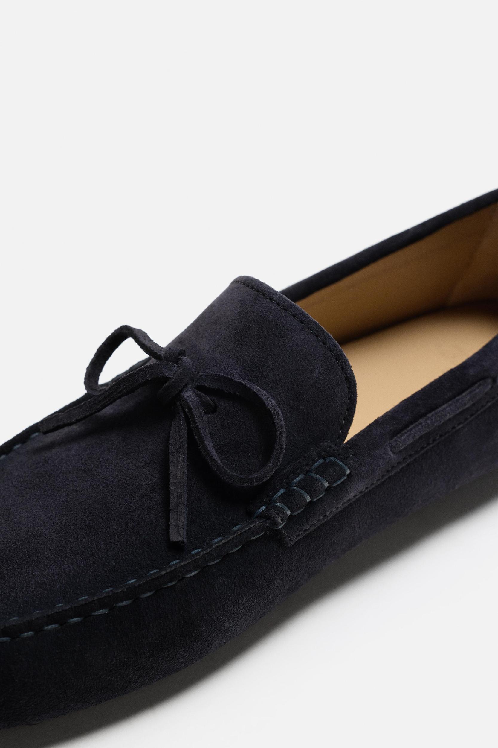 LIMITED EDITION CASUAL LEATHER LOAFERS Product Image