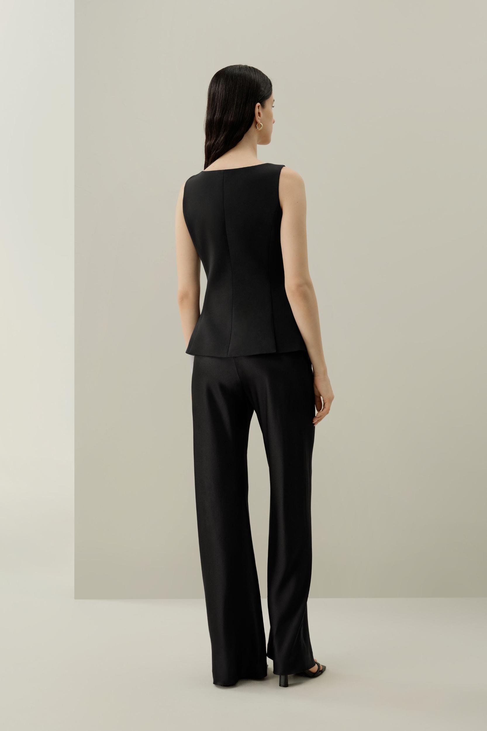 Cintré Vest Product Image