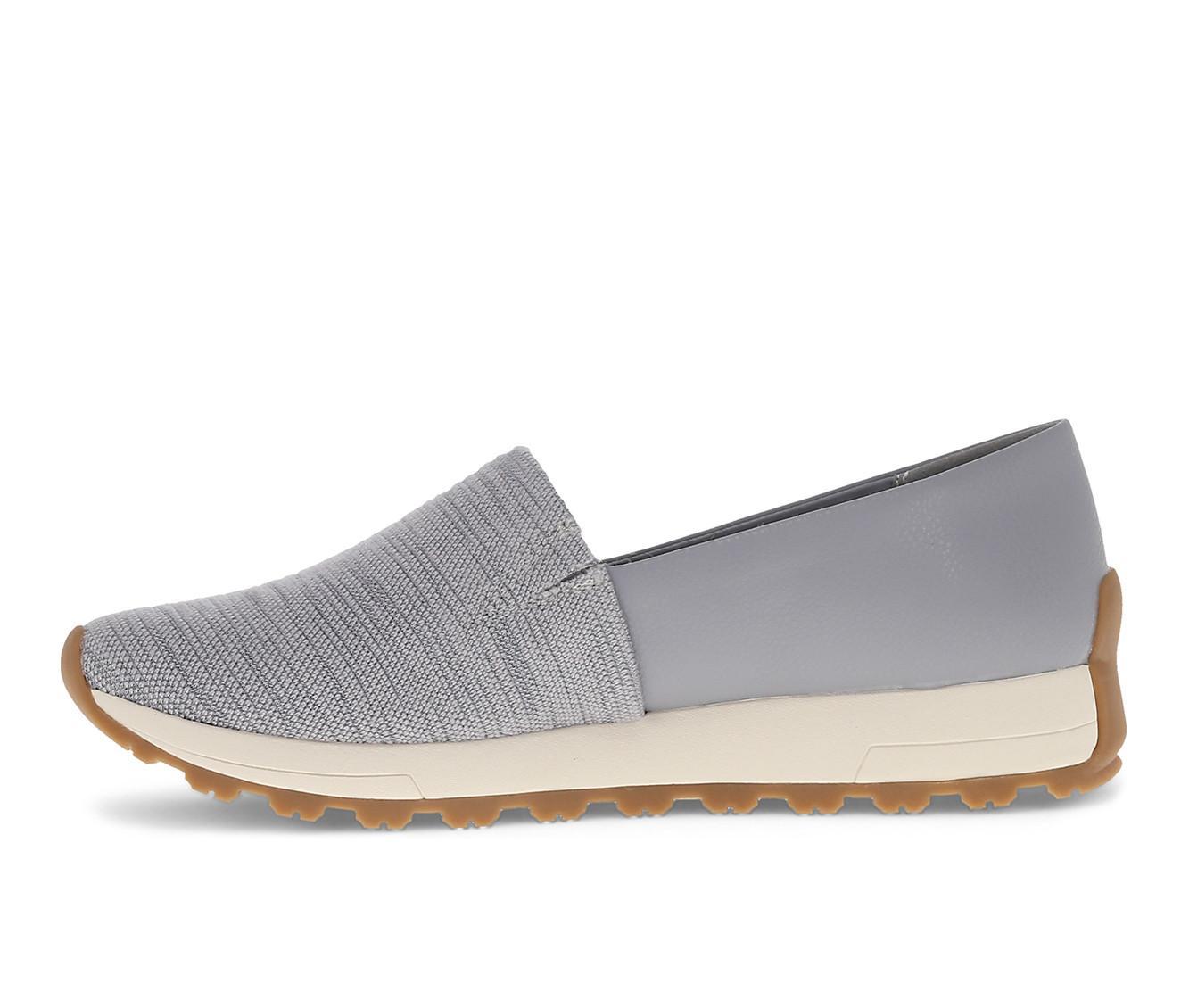 Women's Baretraps Gennie Casual Slip-On Product Image