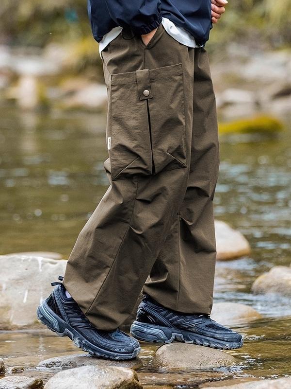 Men's Pockets Loose Cargo Pants Product Image