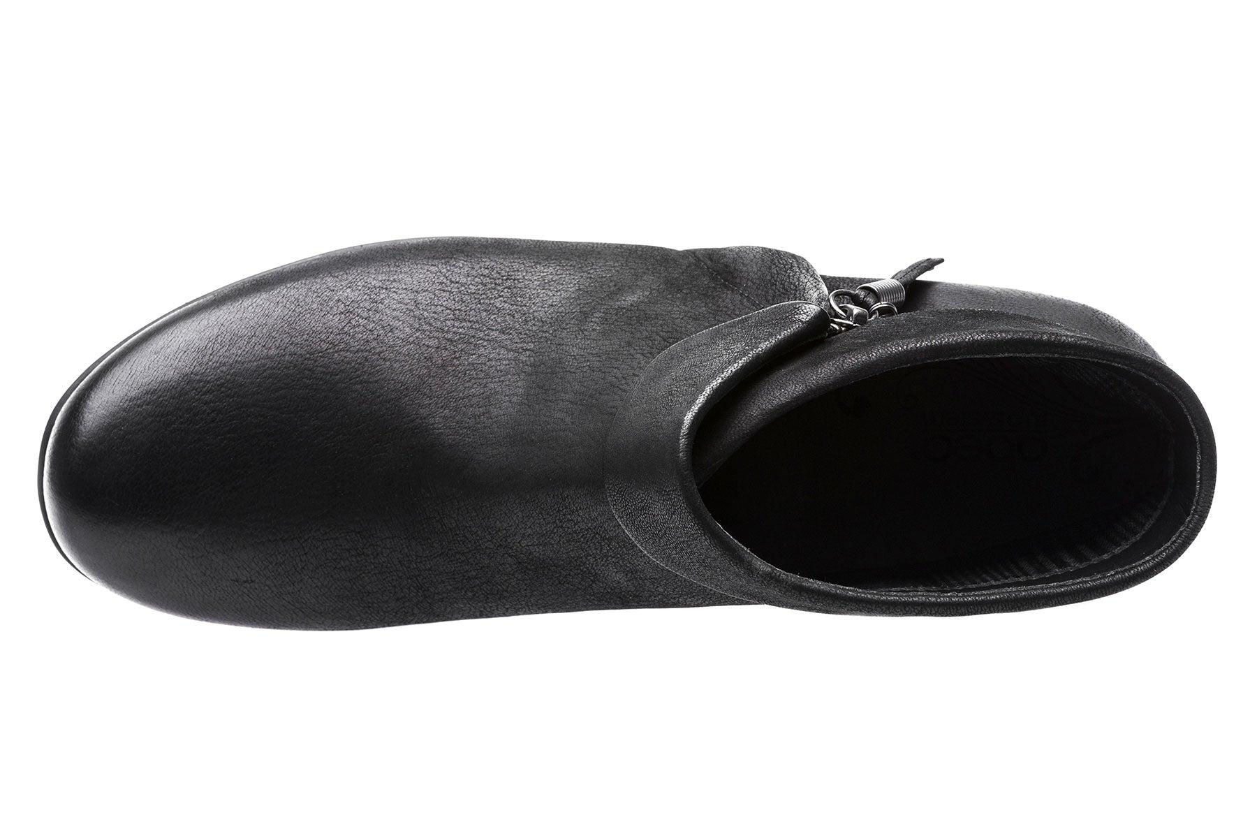 Mila Metatarsal Female Product Image