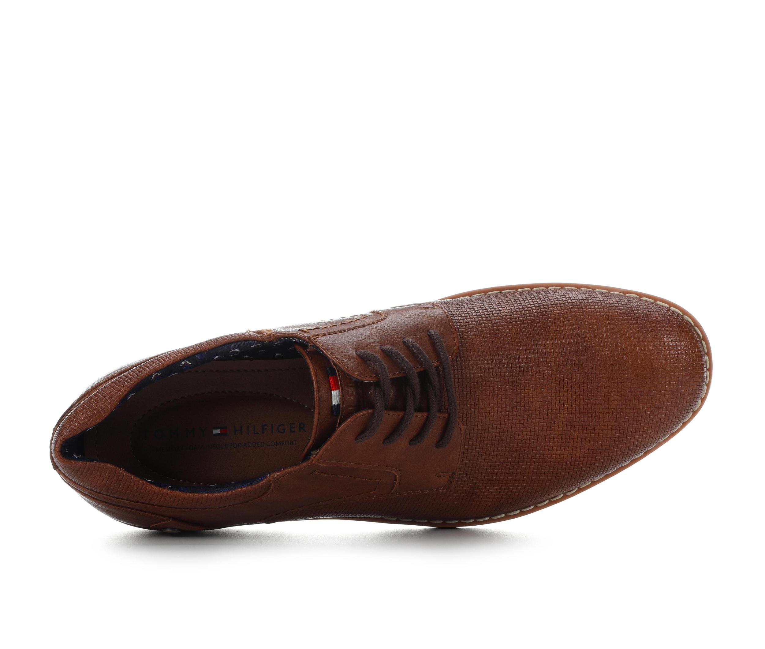 Men's Tommy Hilfiger Tmnemoza Dress Oxfords Product Image