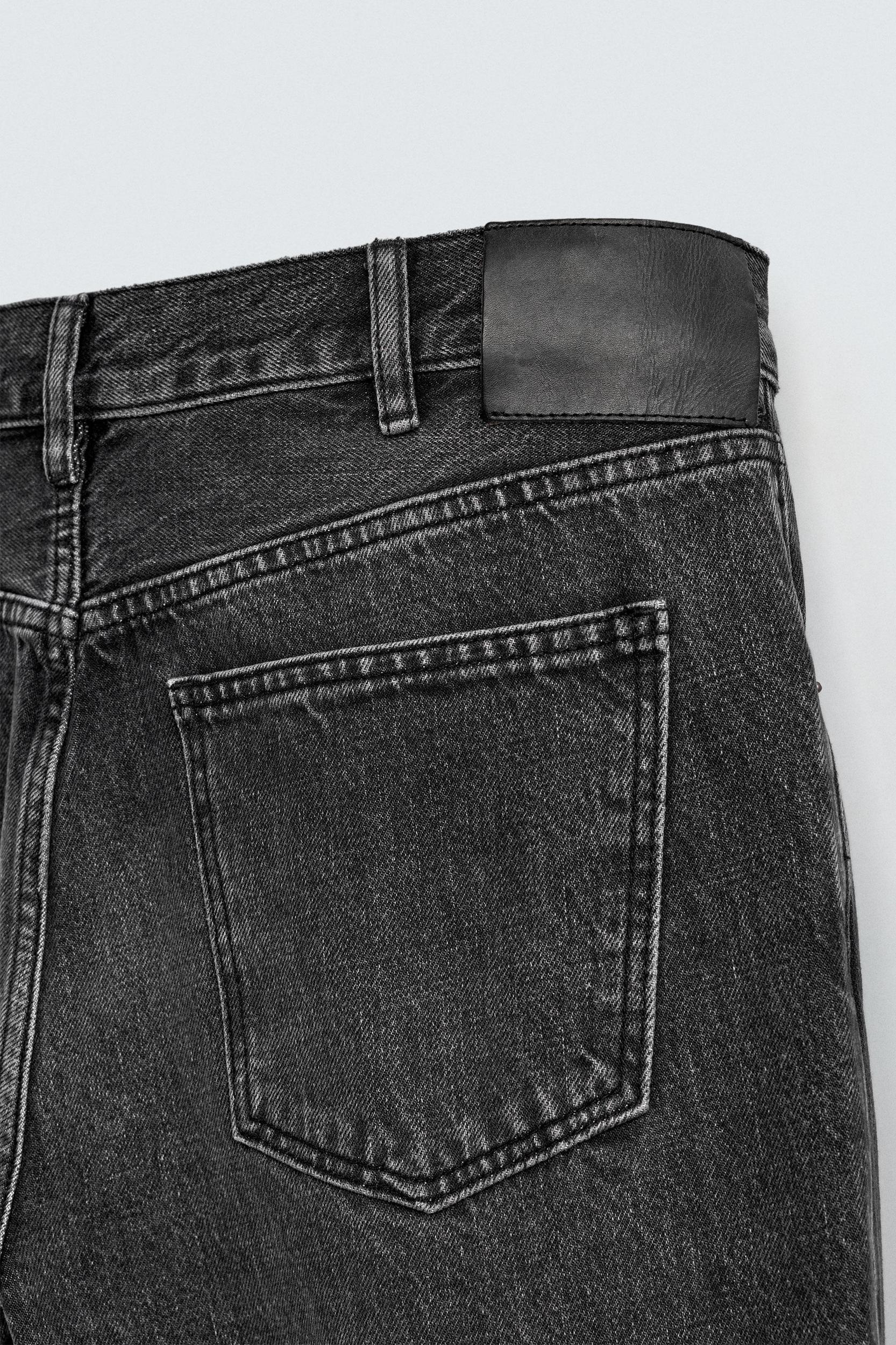 FLARE FIT JEANS Product Image